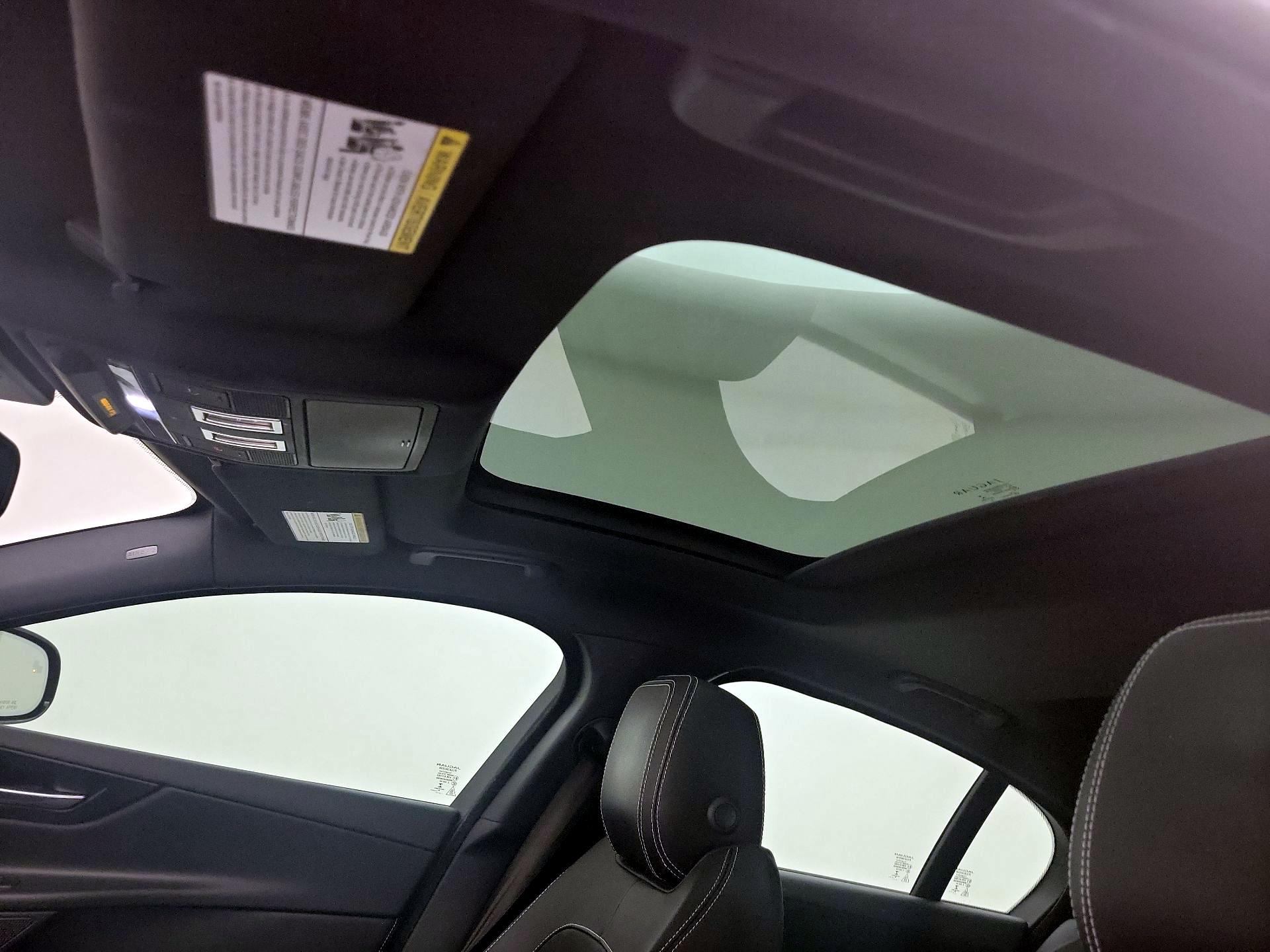 Thumbnail: 2017 Jaguar XE - 19