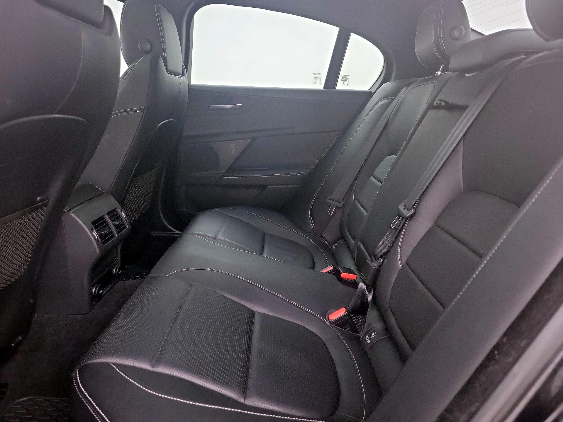 Thumbnail: 2017 Jaguar XE - 20