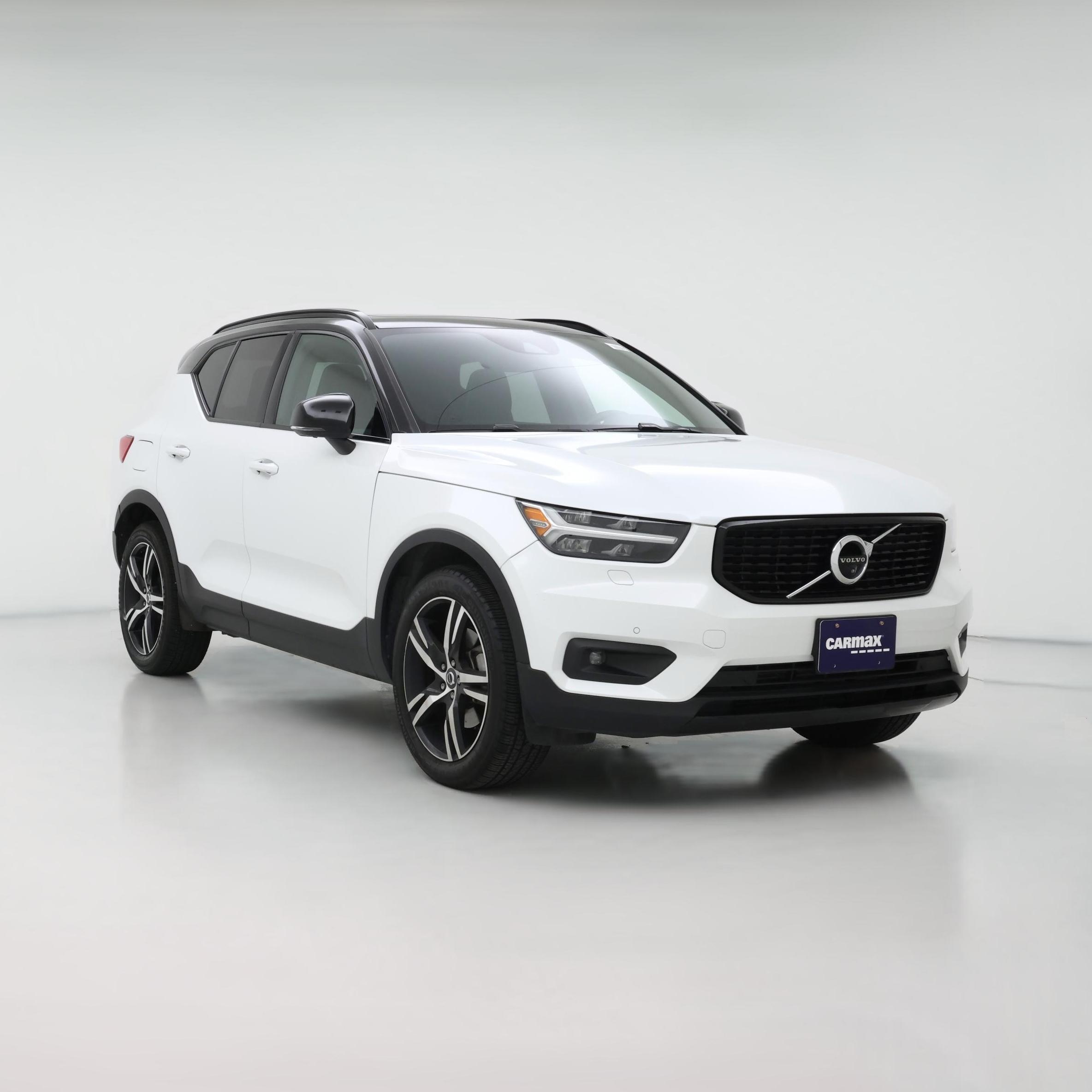 Thumbnail: 2021 Volvo XC40 - 1