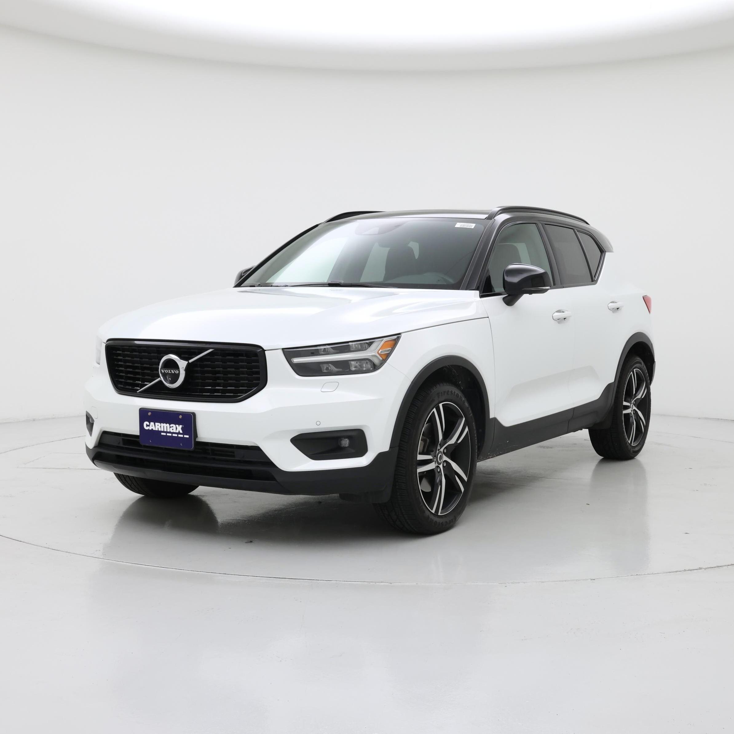 Thumbnail: 2021 Volvo XC40 - 4