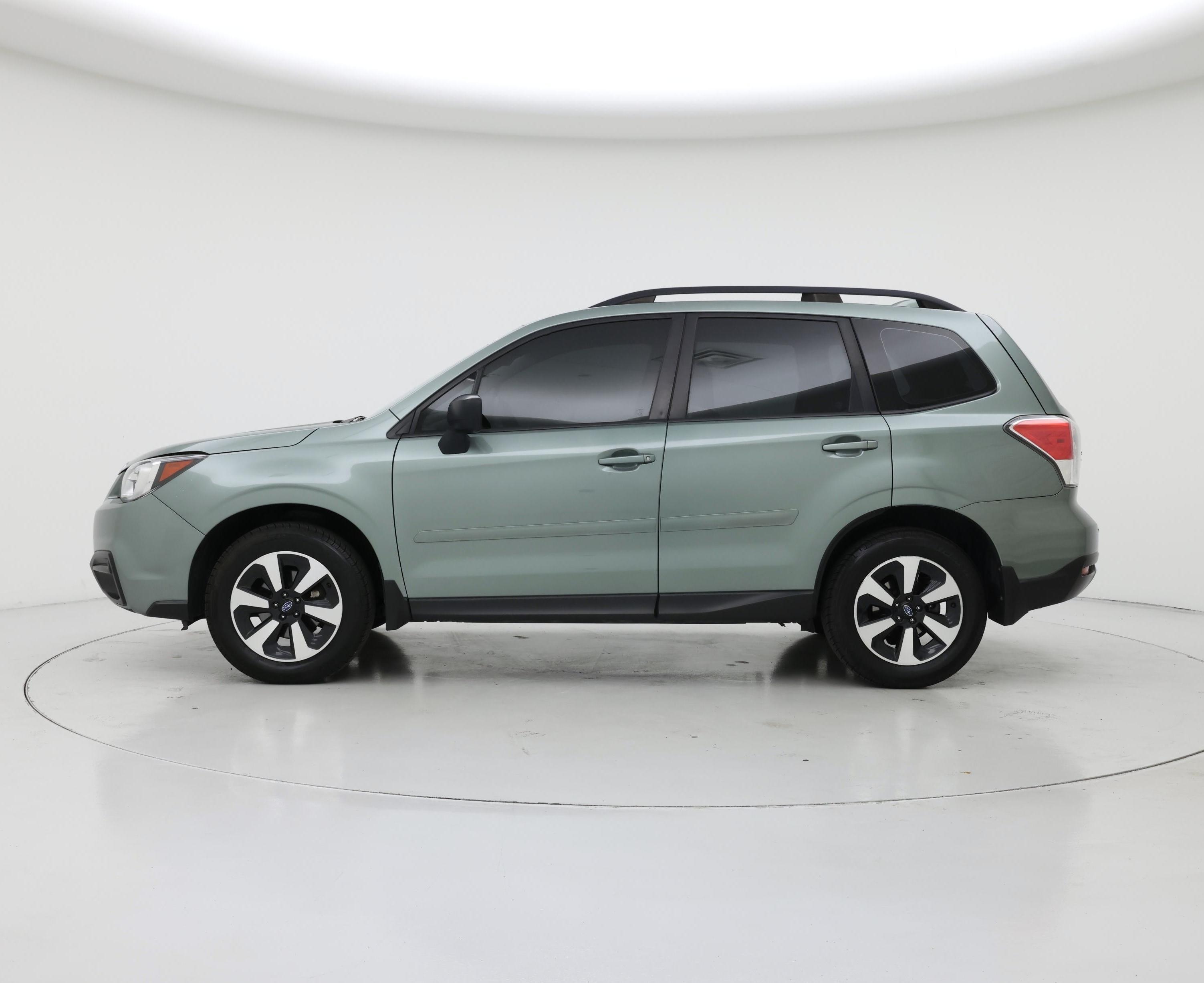 Thumbnail: 2018 Subaru Forester - 3