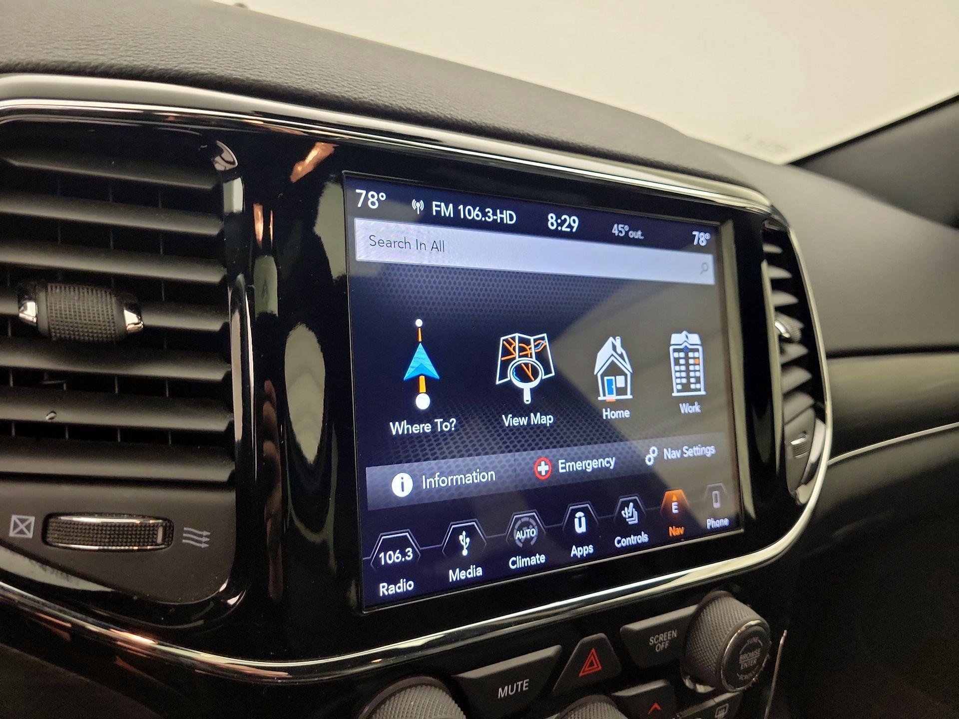 Thumbnail: 2019 Jeep Grand Cherokee - 14