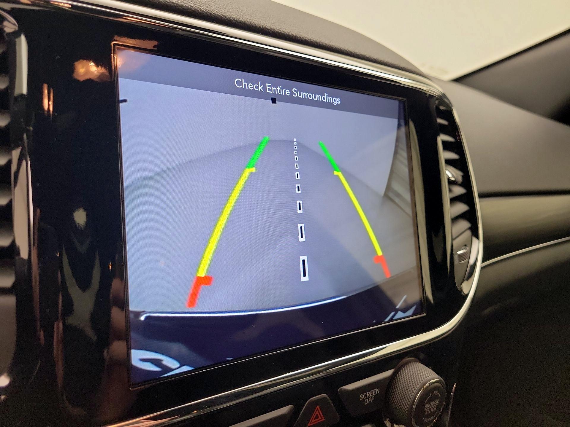 Thumbnail: 2019 Jeep Grand Cherokee - 15