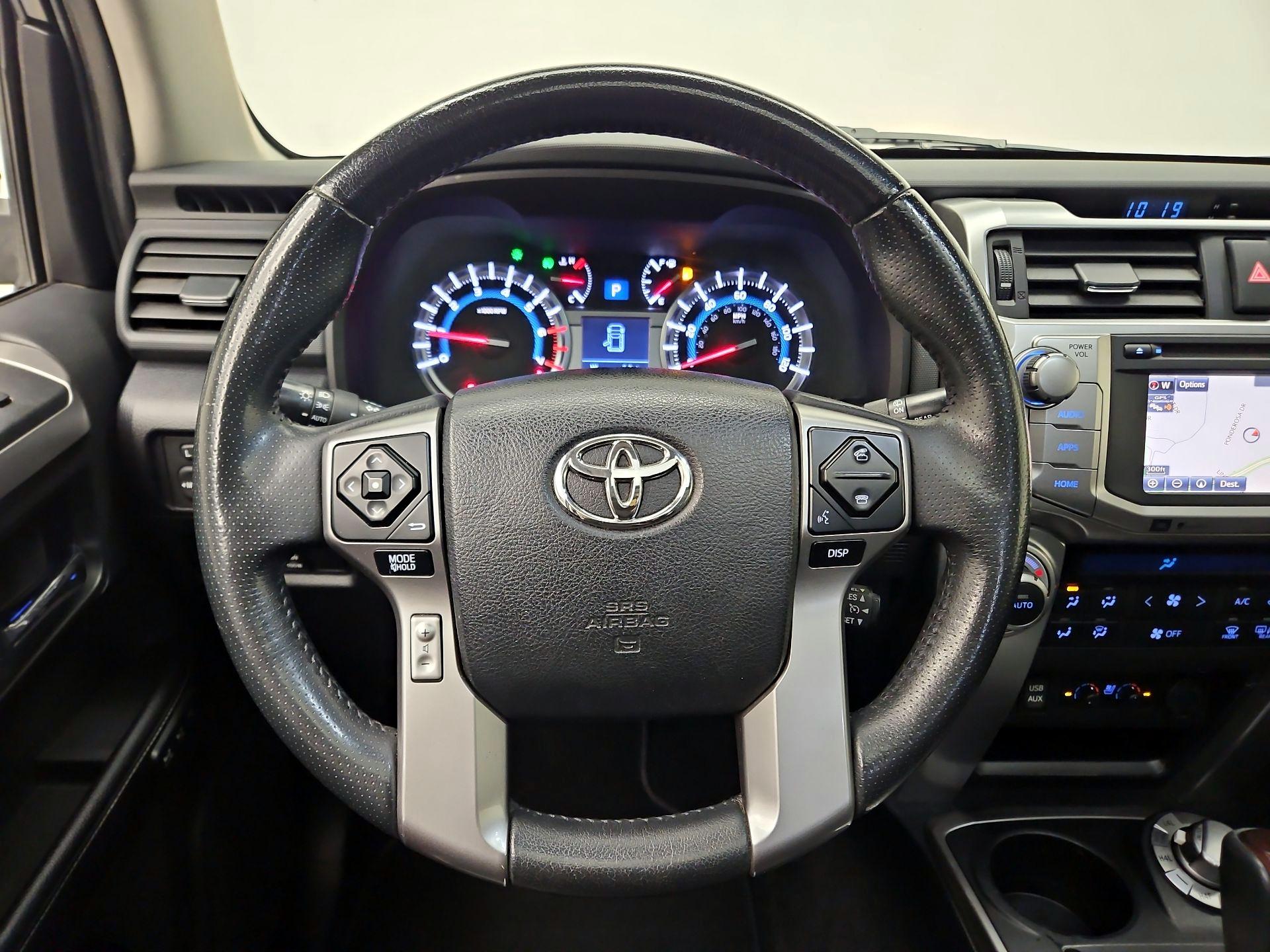 Thumbnail: 2016 Toyota 4Runner - 10