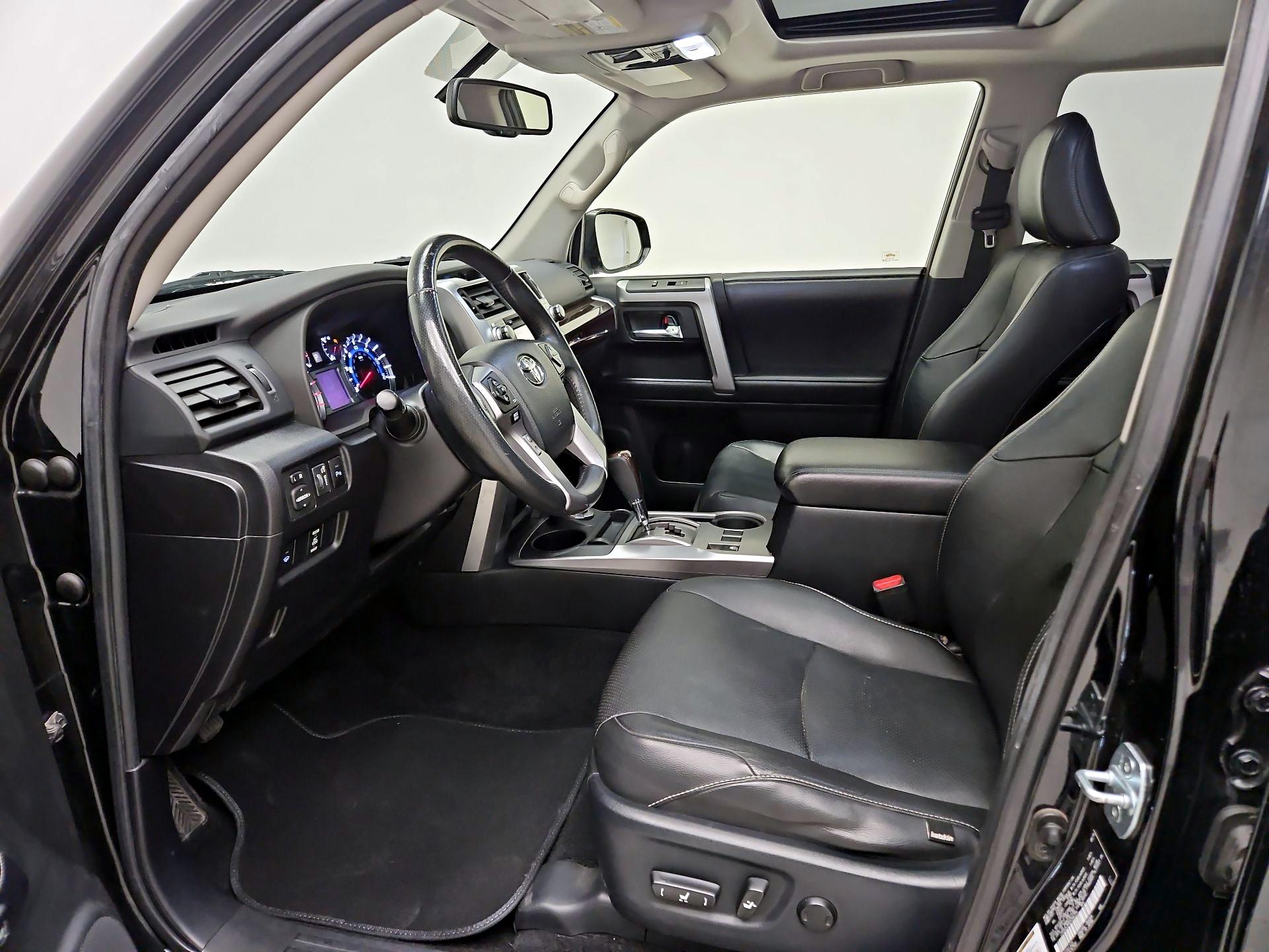 Thumbnail: 2016 Toyota 4Runner - 11