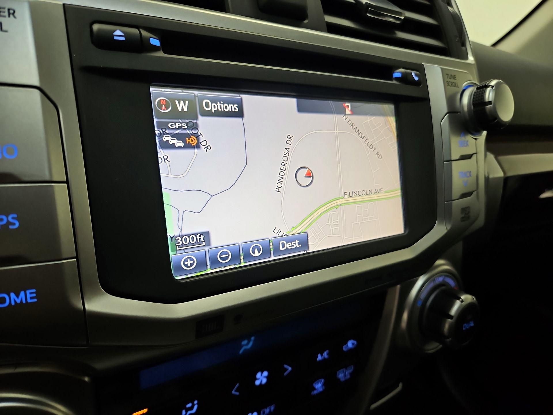 Thumbnail: 2016 Toyota 4Runner - 14