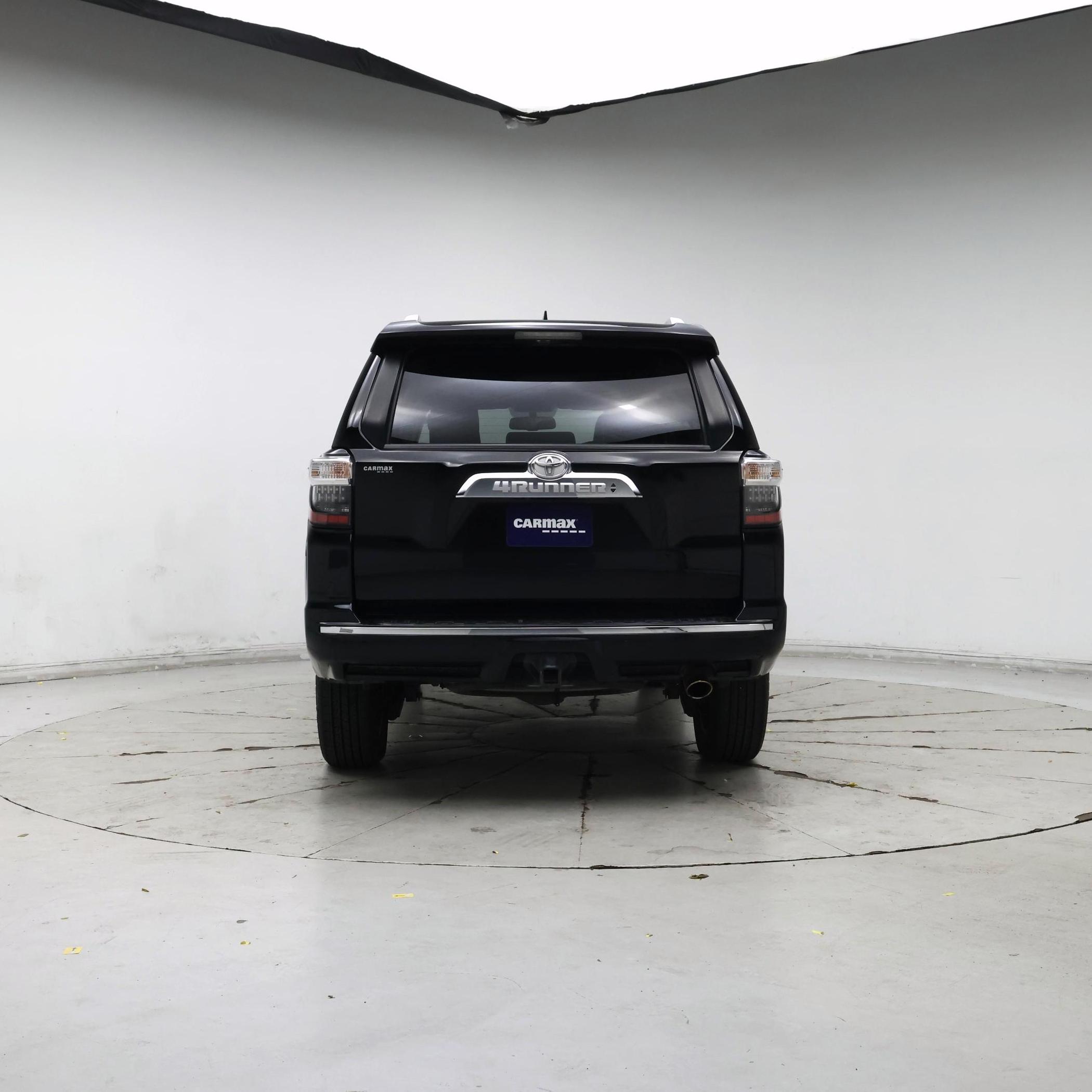 Thumbnail: 2016 Toyota 4Runner - 6