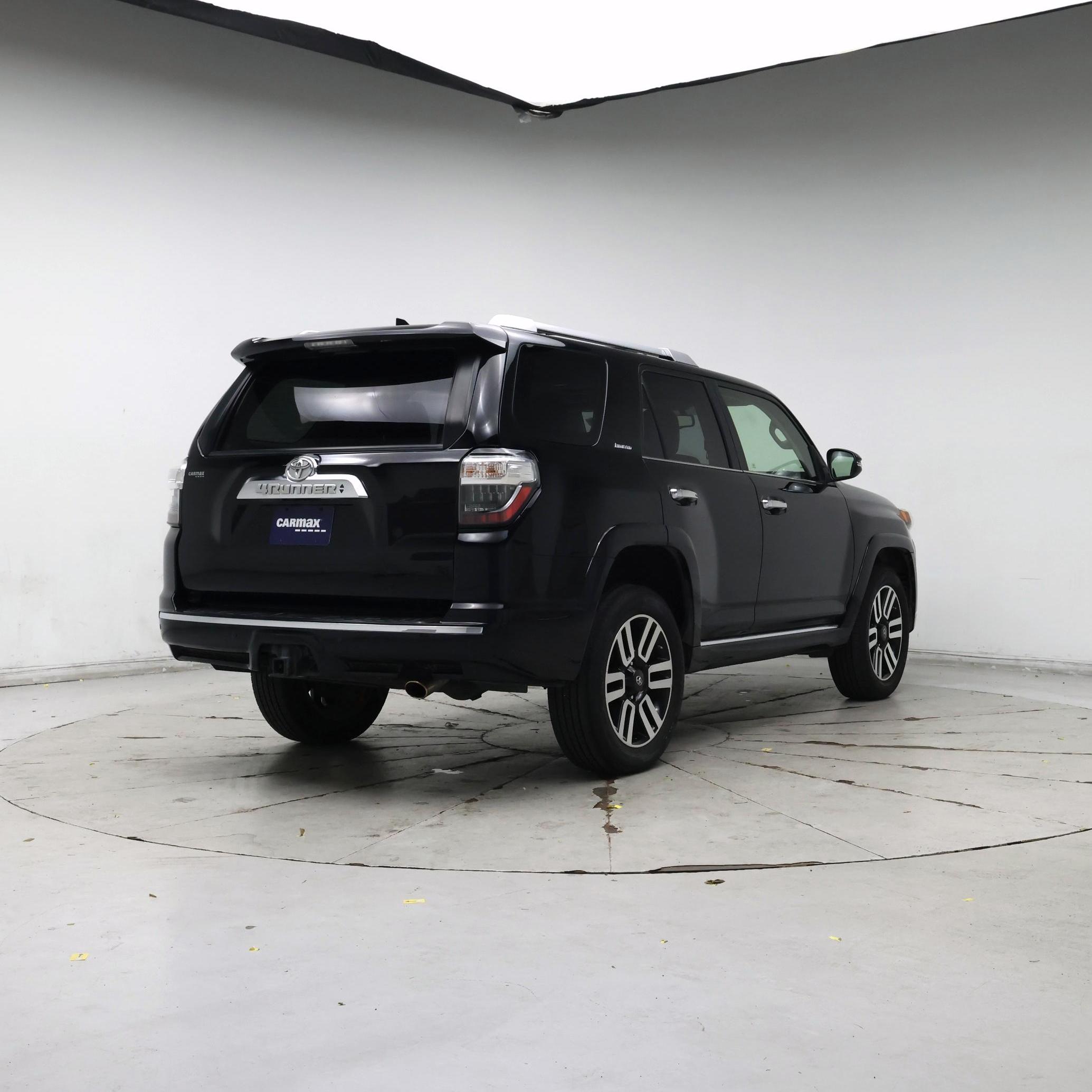 Thumbnail: 2016 Toyota 4Runner - 8