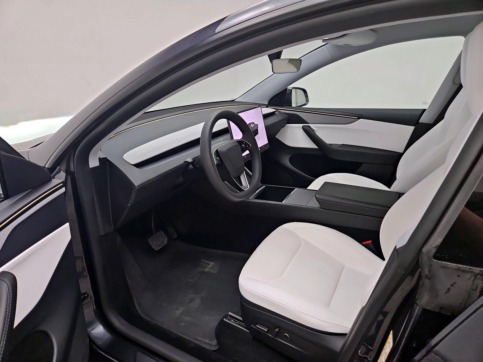 Thumbnail: 2026 Tesla Model Y - 11