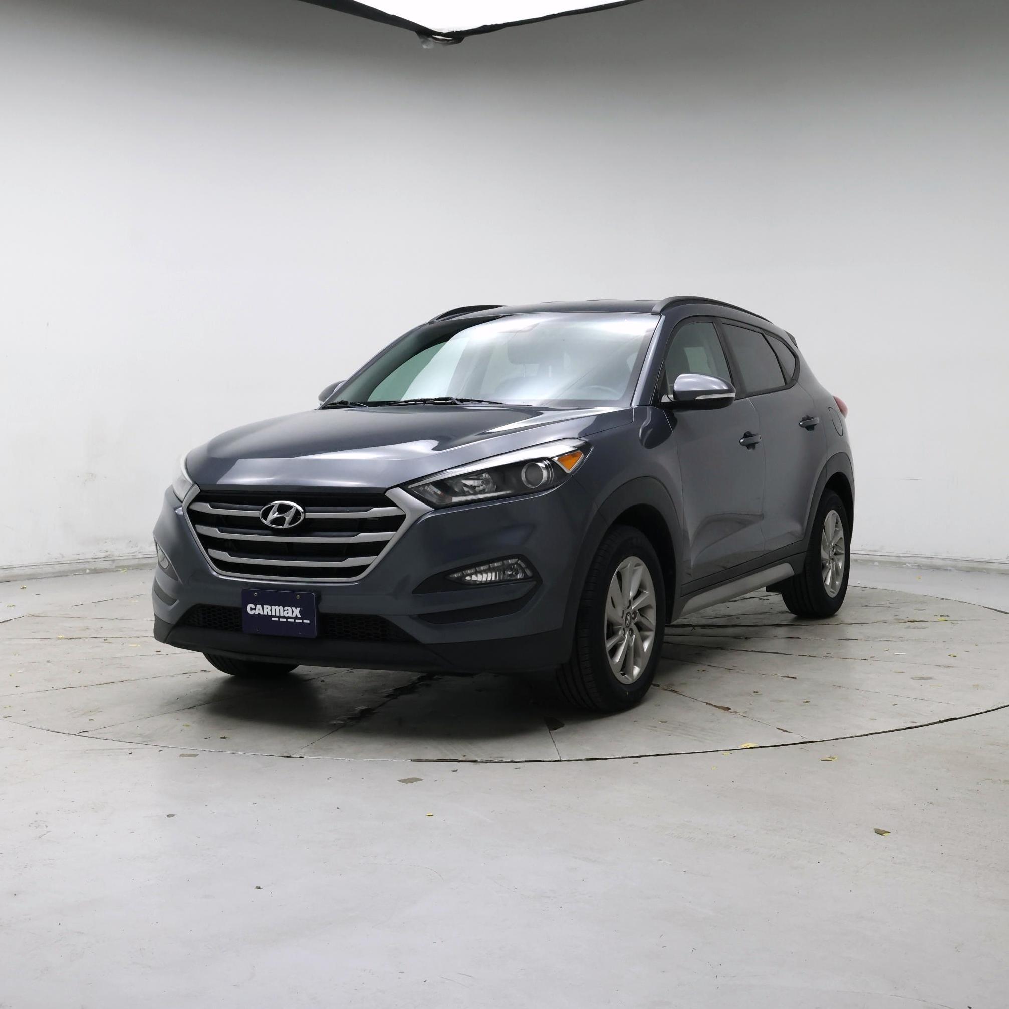 Thumbnail: 2017 Hyundai Tucson - 4