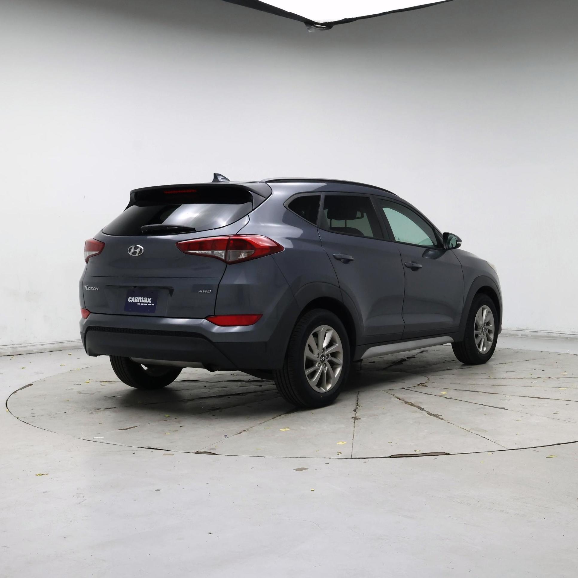 Thumbnail: 2017 Hyundai Tucson - 8