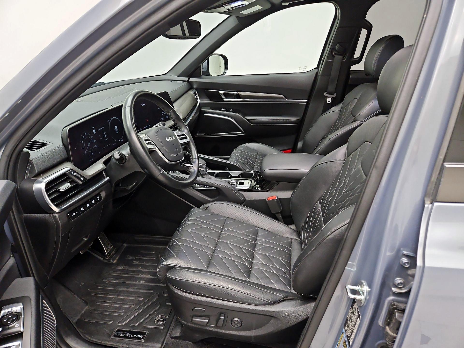 Thumbnail: 2023 Kia Telluride - 11