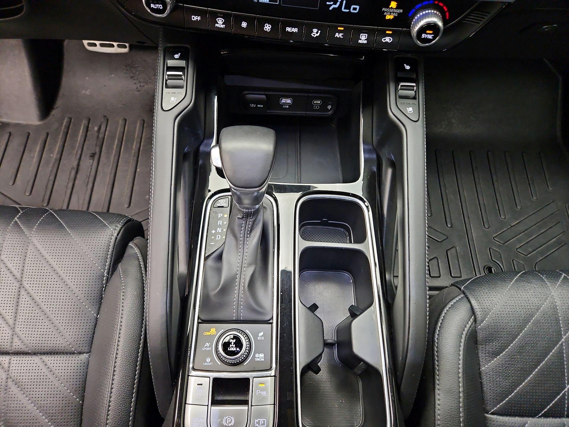 Thumbnail: 2023 Kia Telluride - 18