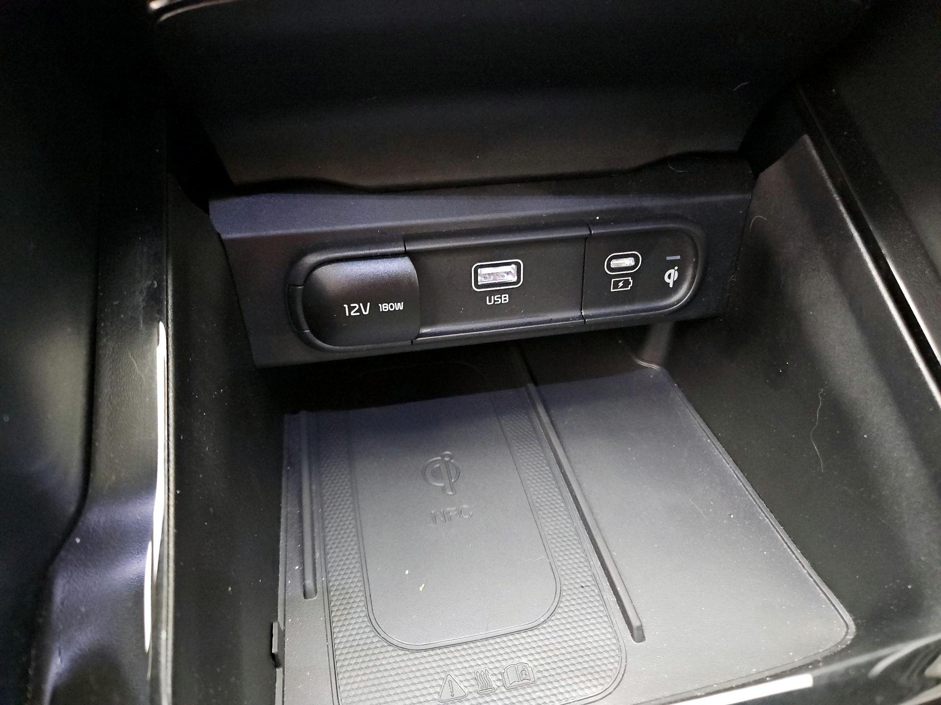 Thumbnail: 2023 Kia Telluride - 19