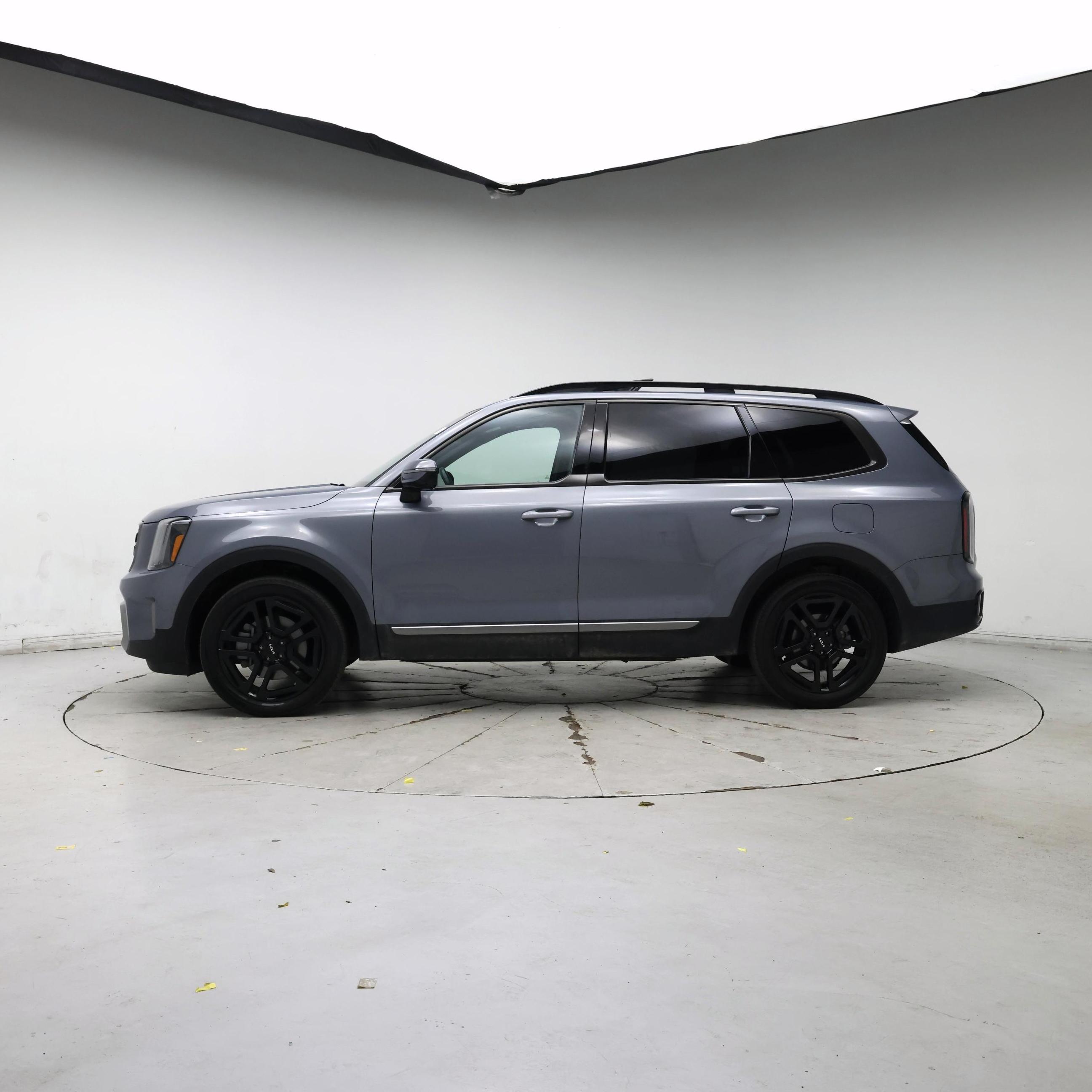 Thumbnail: 2023 Kia Telluride - 3