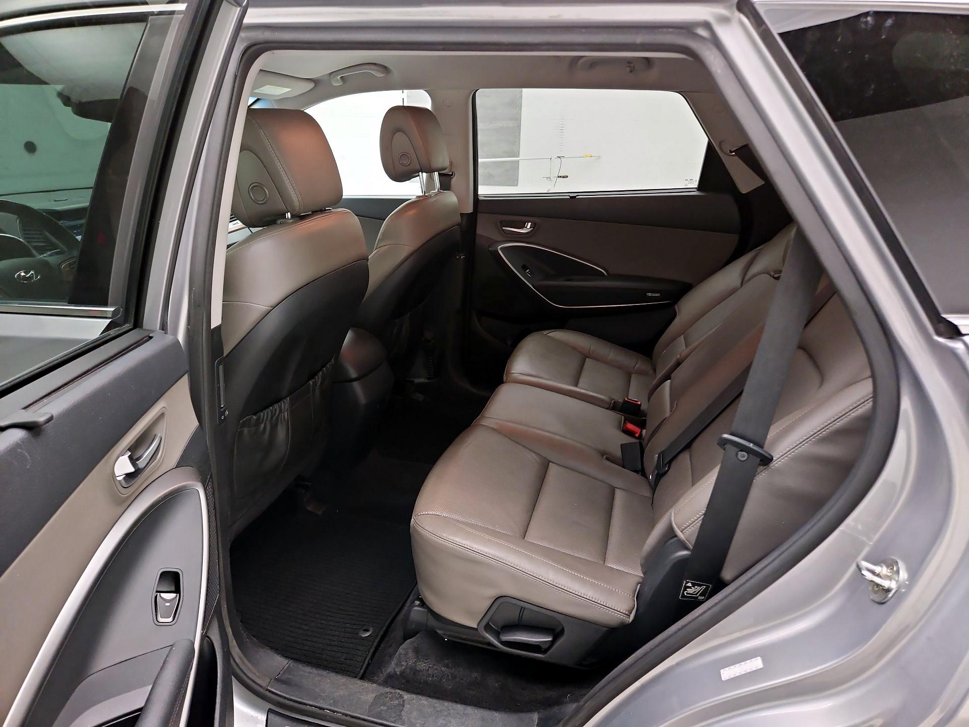 Thumbnail: 2018 Hyundai Santa Fe - 17