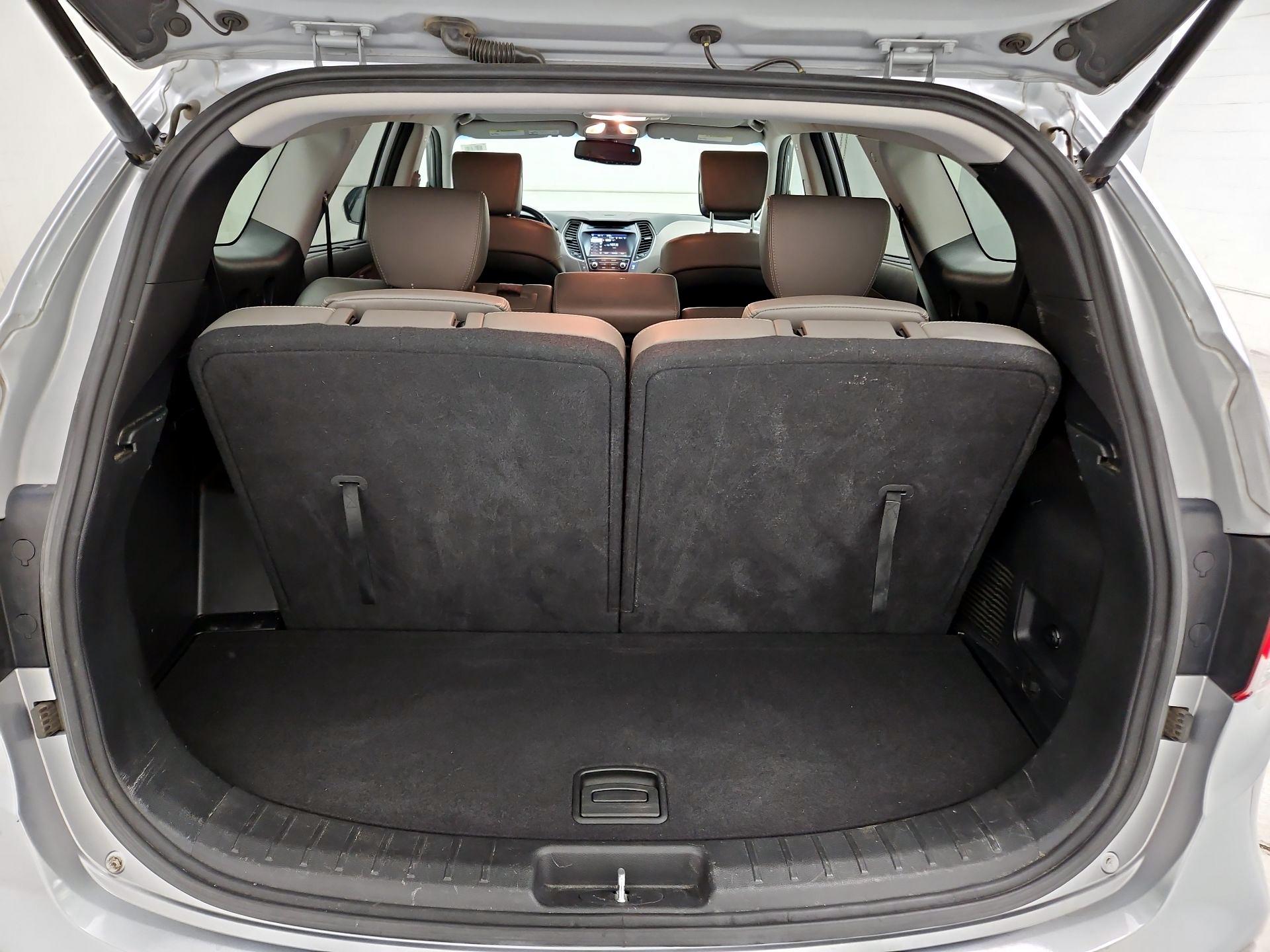 Thumbnail: 2018 Hyundai Santa Fe - 18