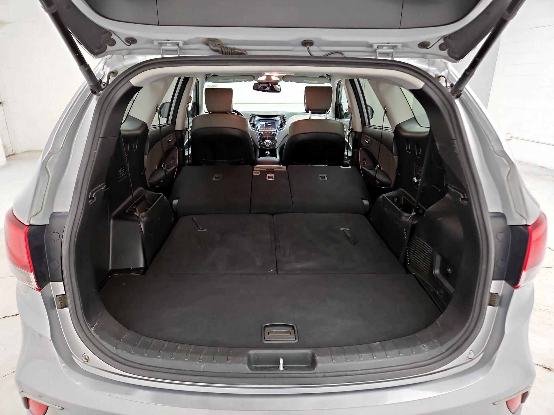 Thumbnail: 2018 Hyundai Santa Fe - 19