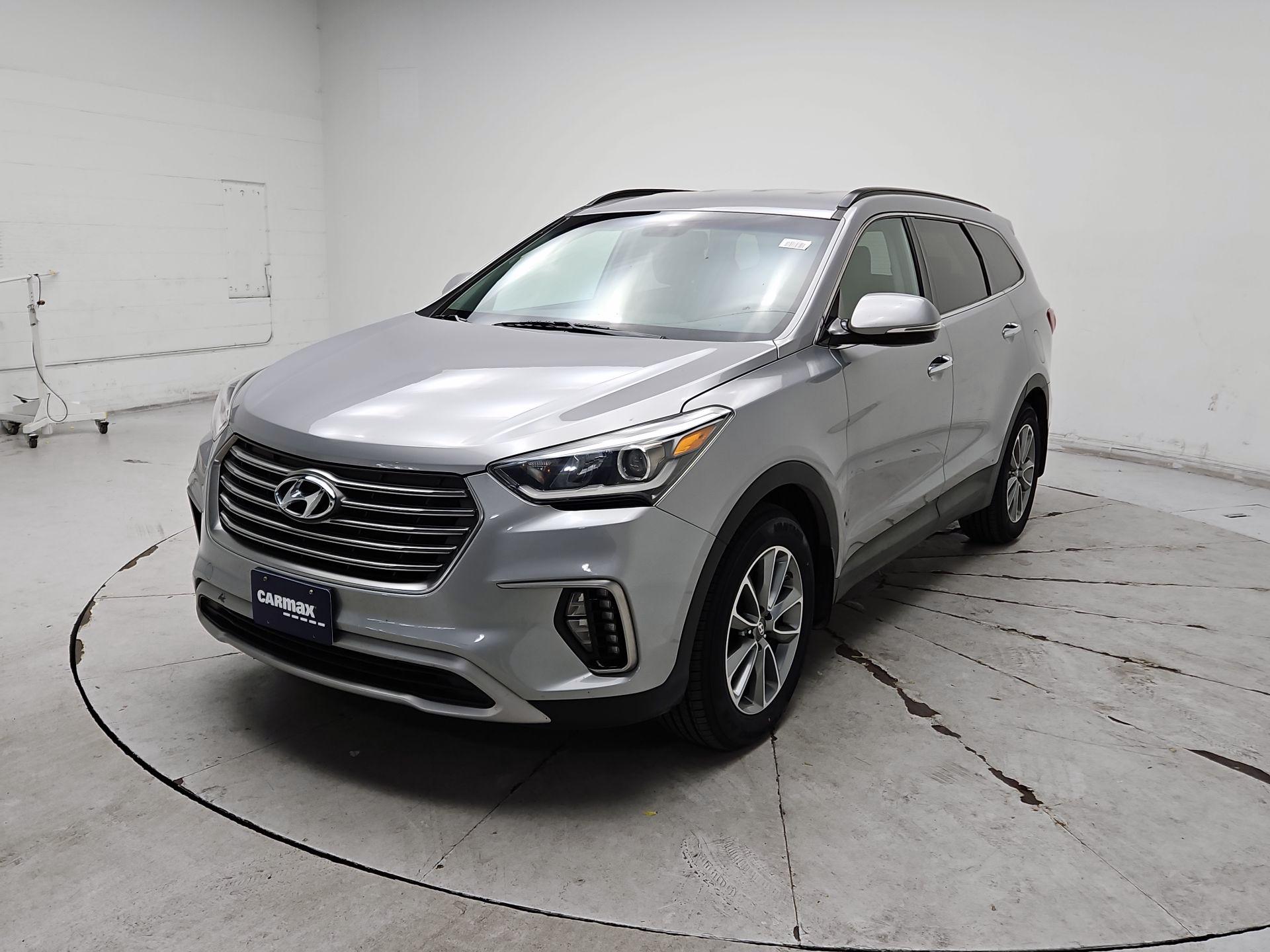 Thumbnail: 2018 Hyundai Santa Fe - 3