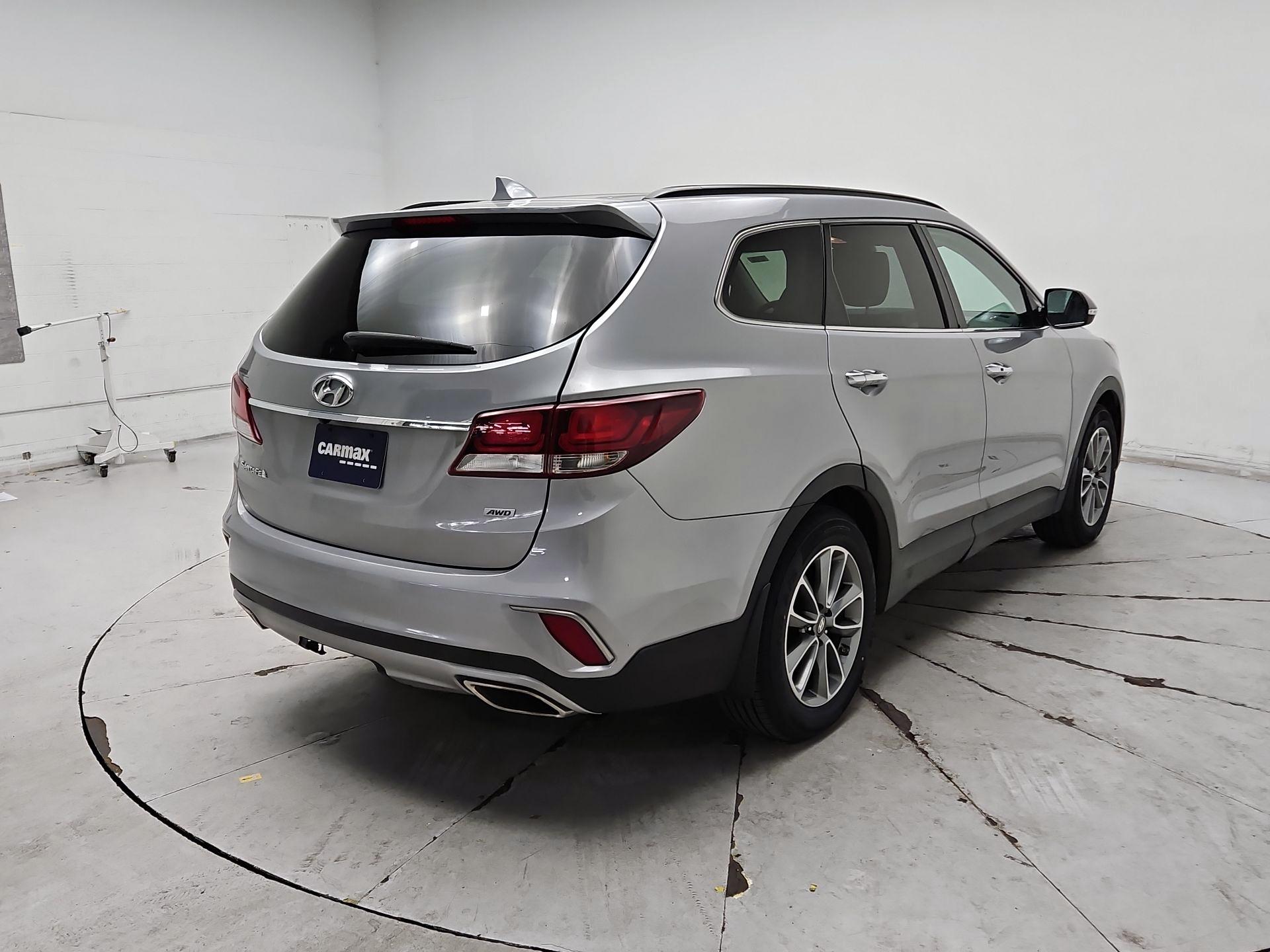 Thumbnail: 2018 Hyundai Santa Fe - 5