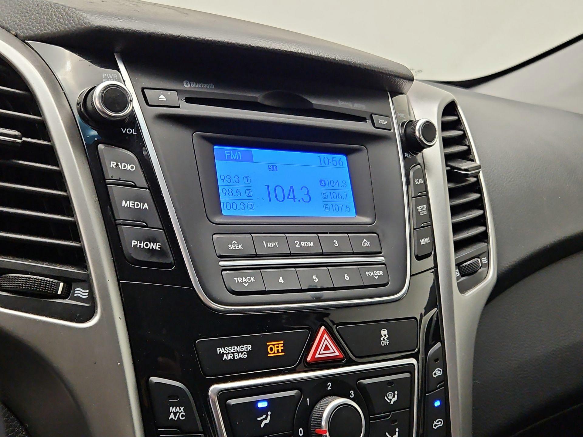 Thumbnail: 2014 Hyundai Elantra - 14