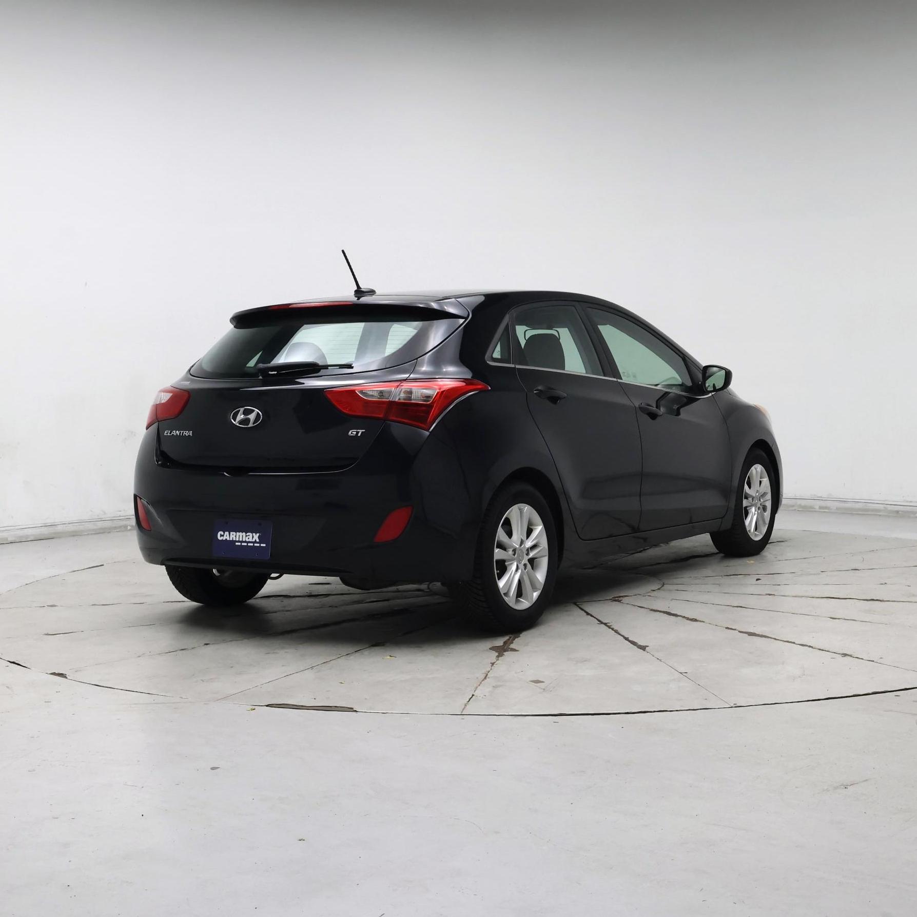Thumbnail: 2014 Hyundai Elantra - 8