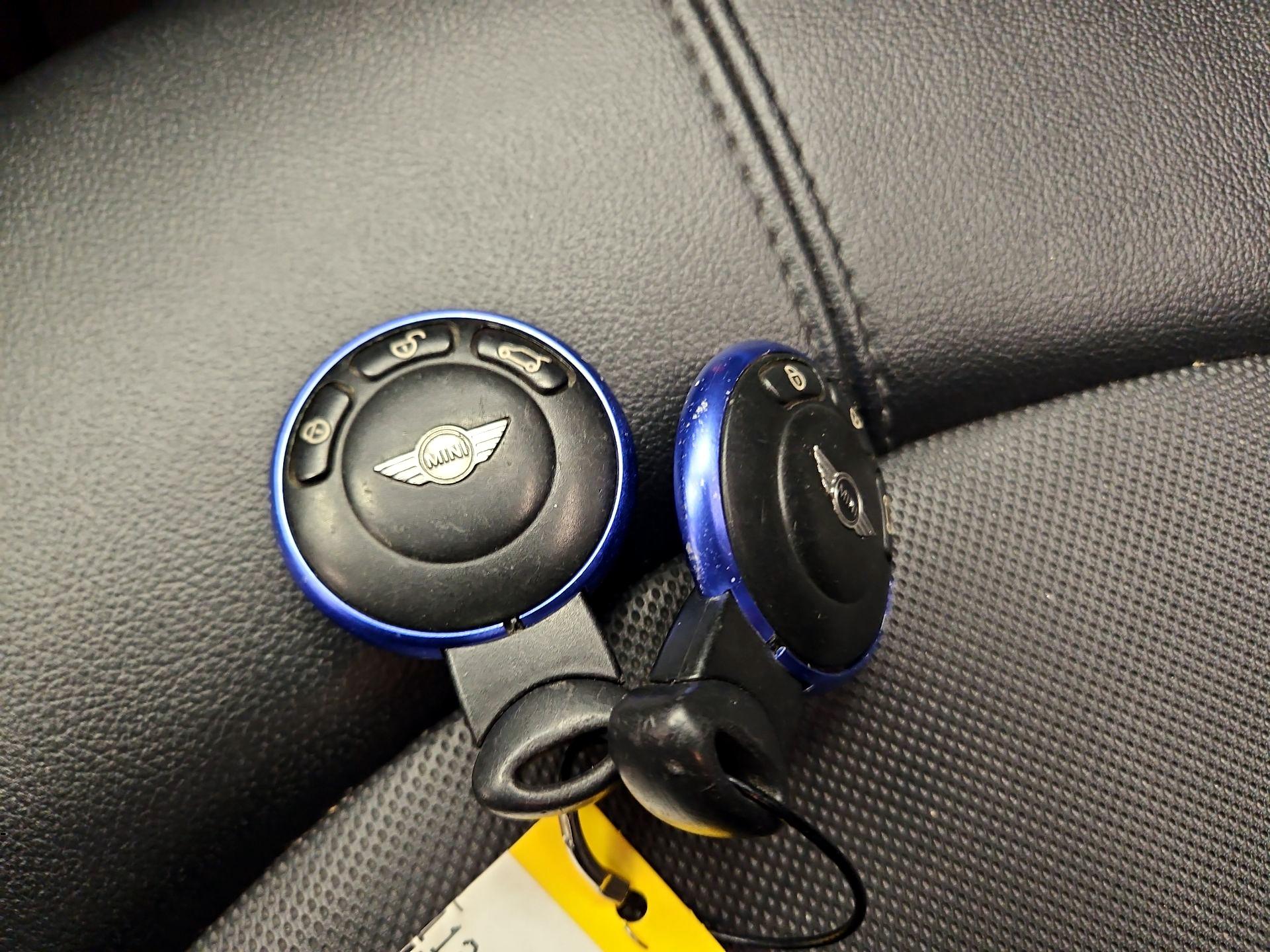 Thumbnail: 2016 MINI Cooper Countryman - 20