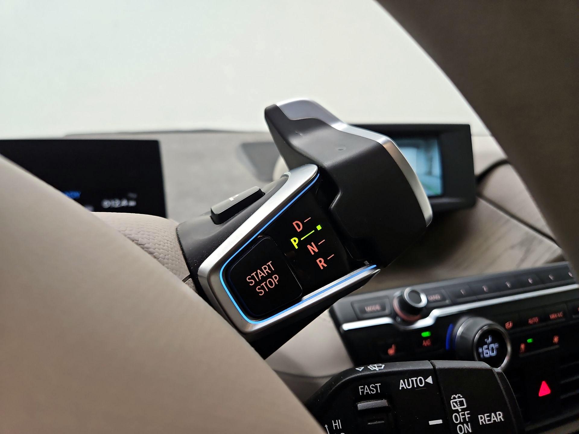 Thumbnail: 2019 BMW i3 - 18