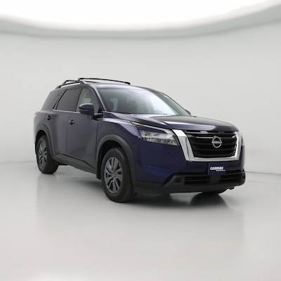2023 Nissan Pathfinder SV