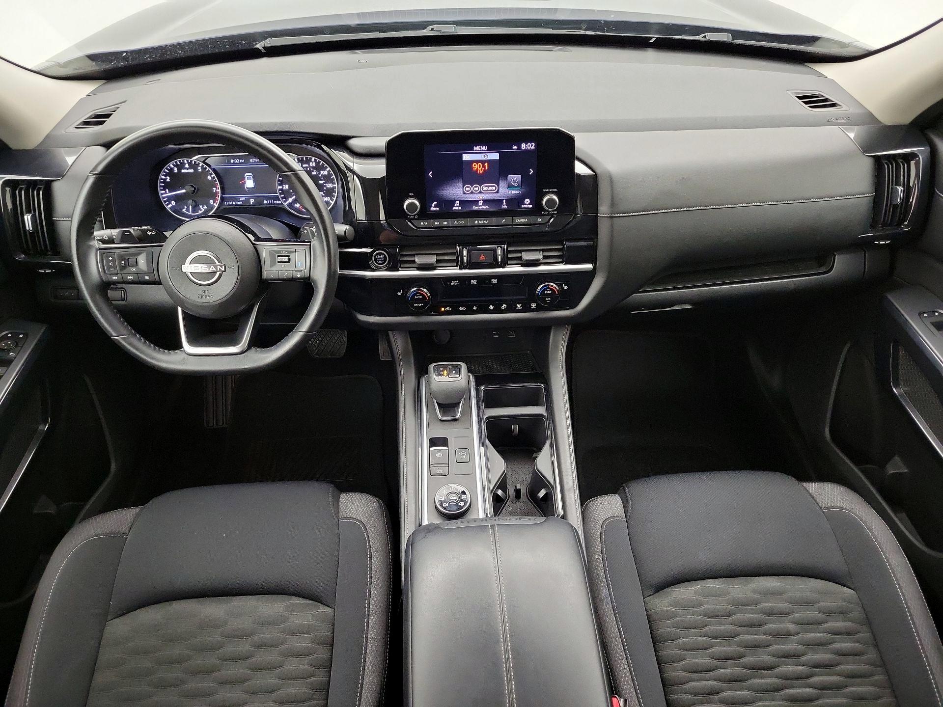 Thumbnail: 2023 Nissan Pathfinder - 9