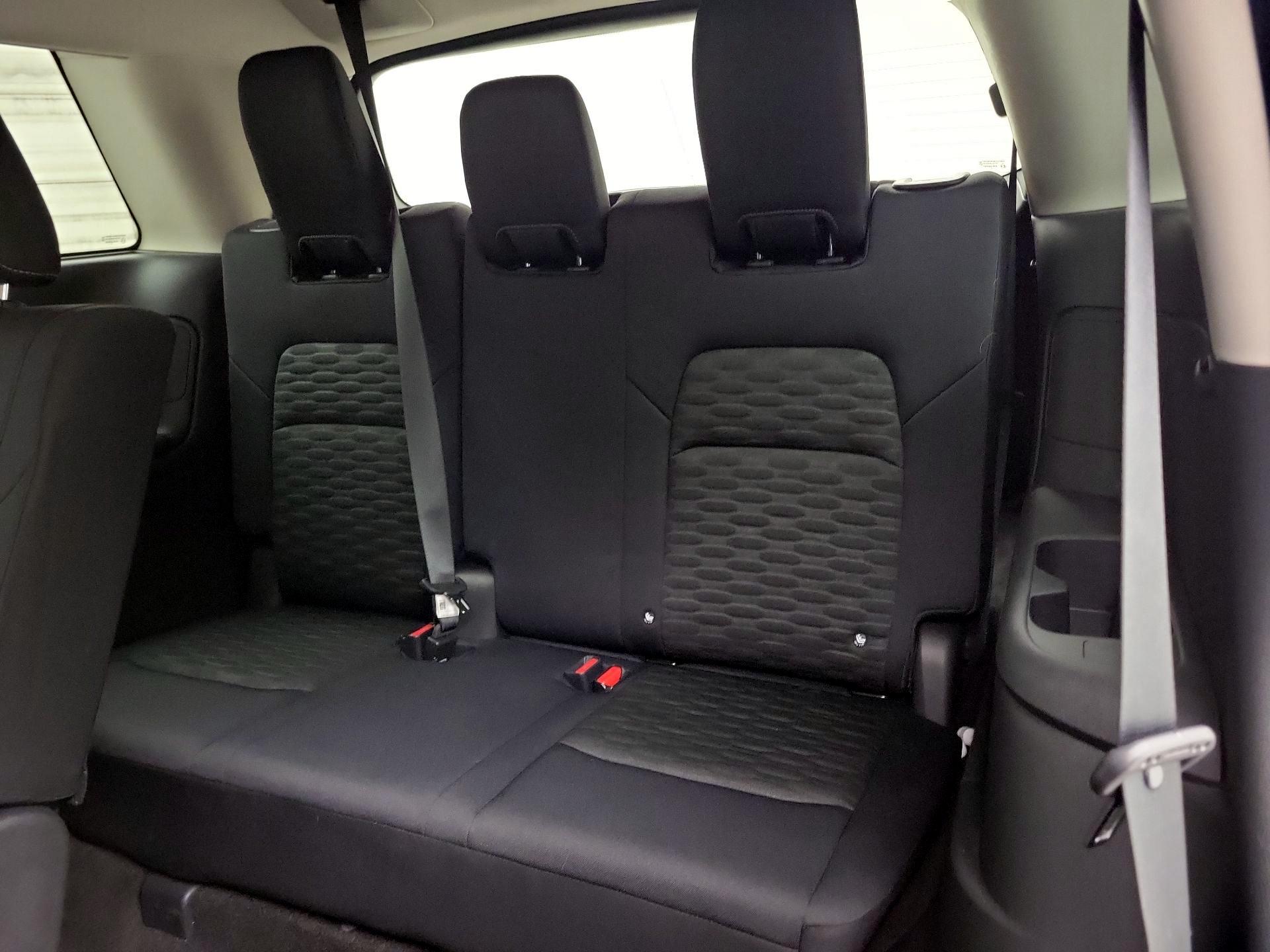 Thumbnail: 2023 Nissan Pathfinder - 20