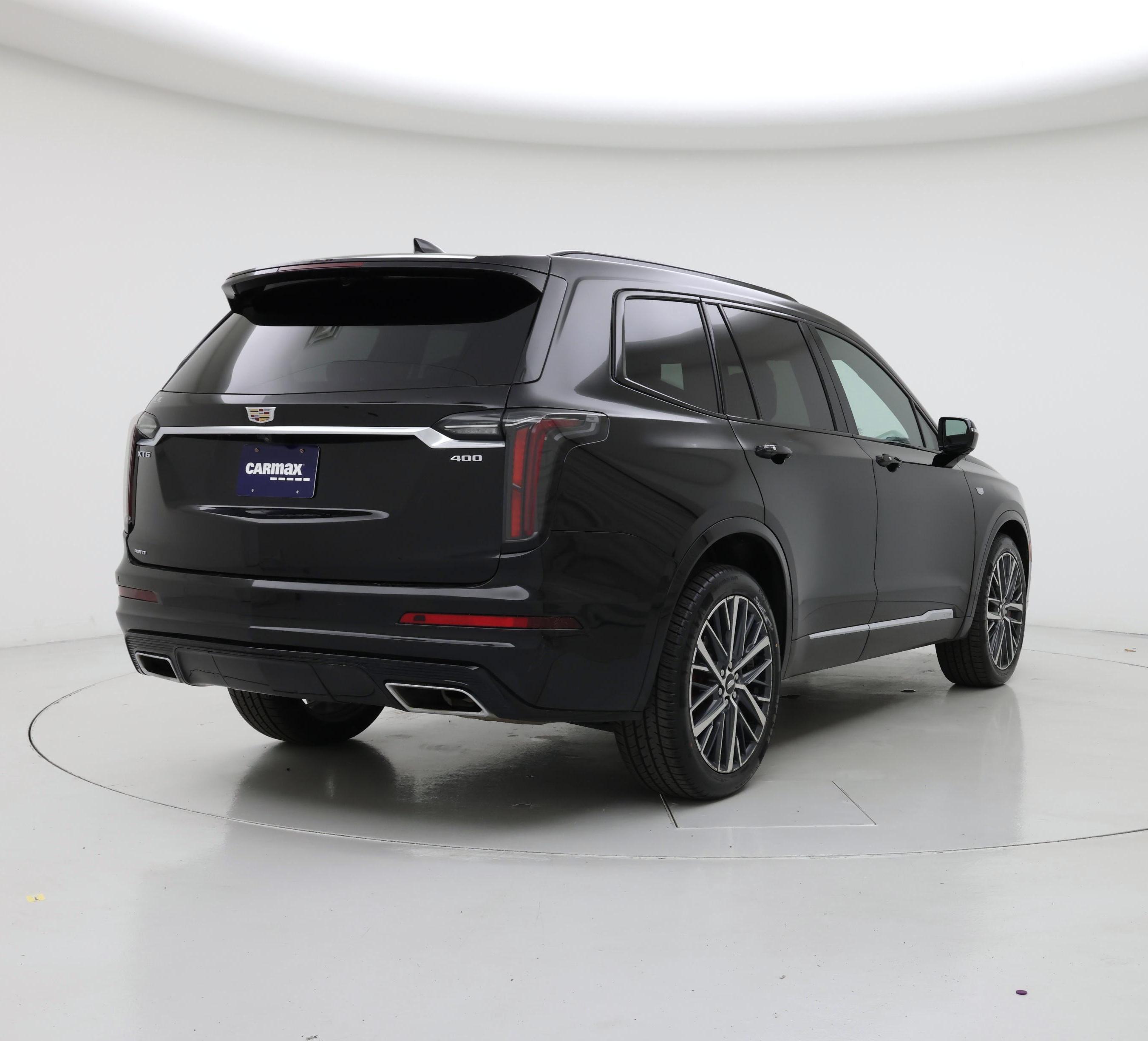 Thumbnail: 2023 Cadillac XT6 - 8