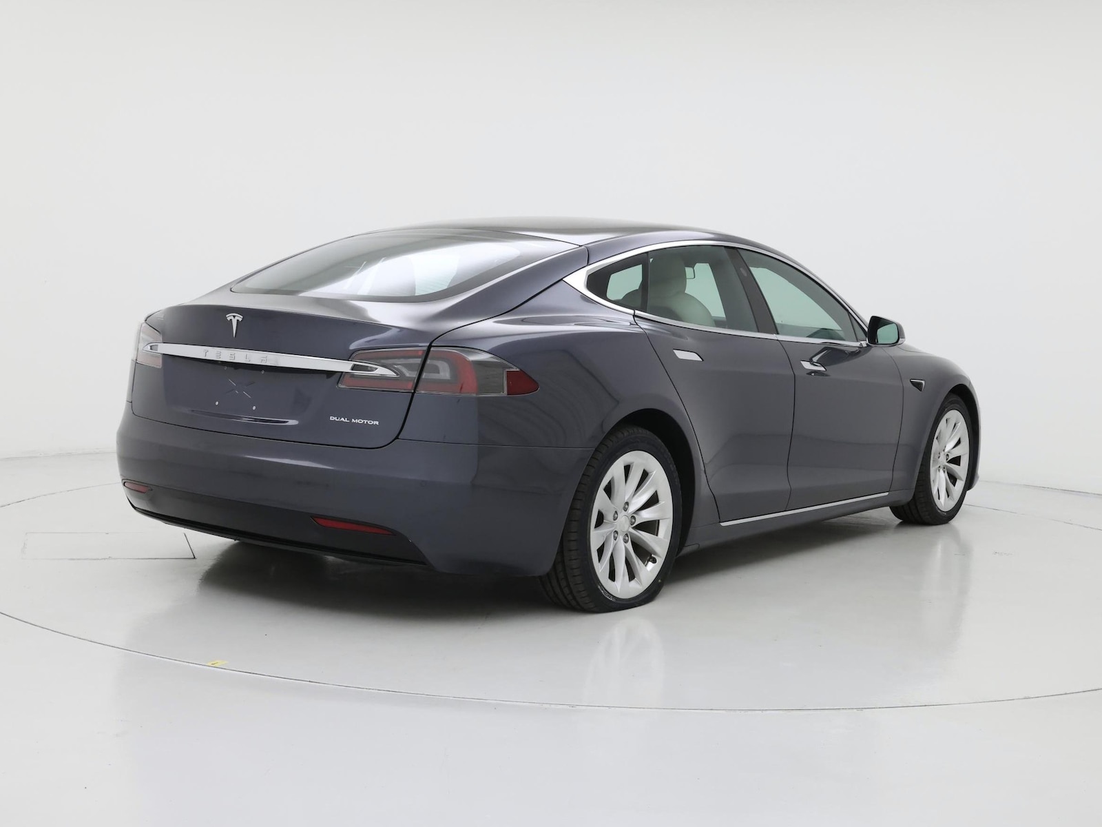 2020 Tesla Model S Long Range Plus - Photo 9