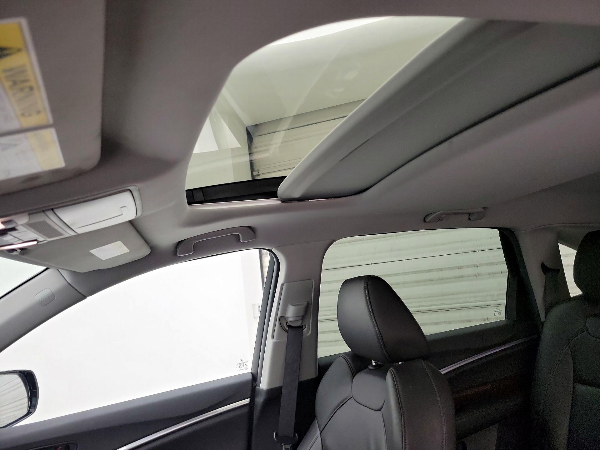 Thumbnail: 2020 Acura MDX - 19