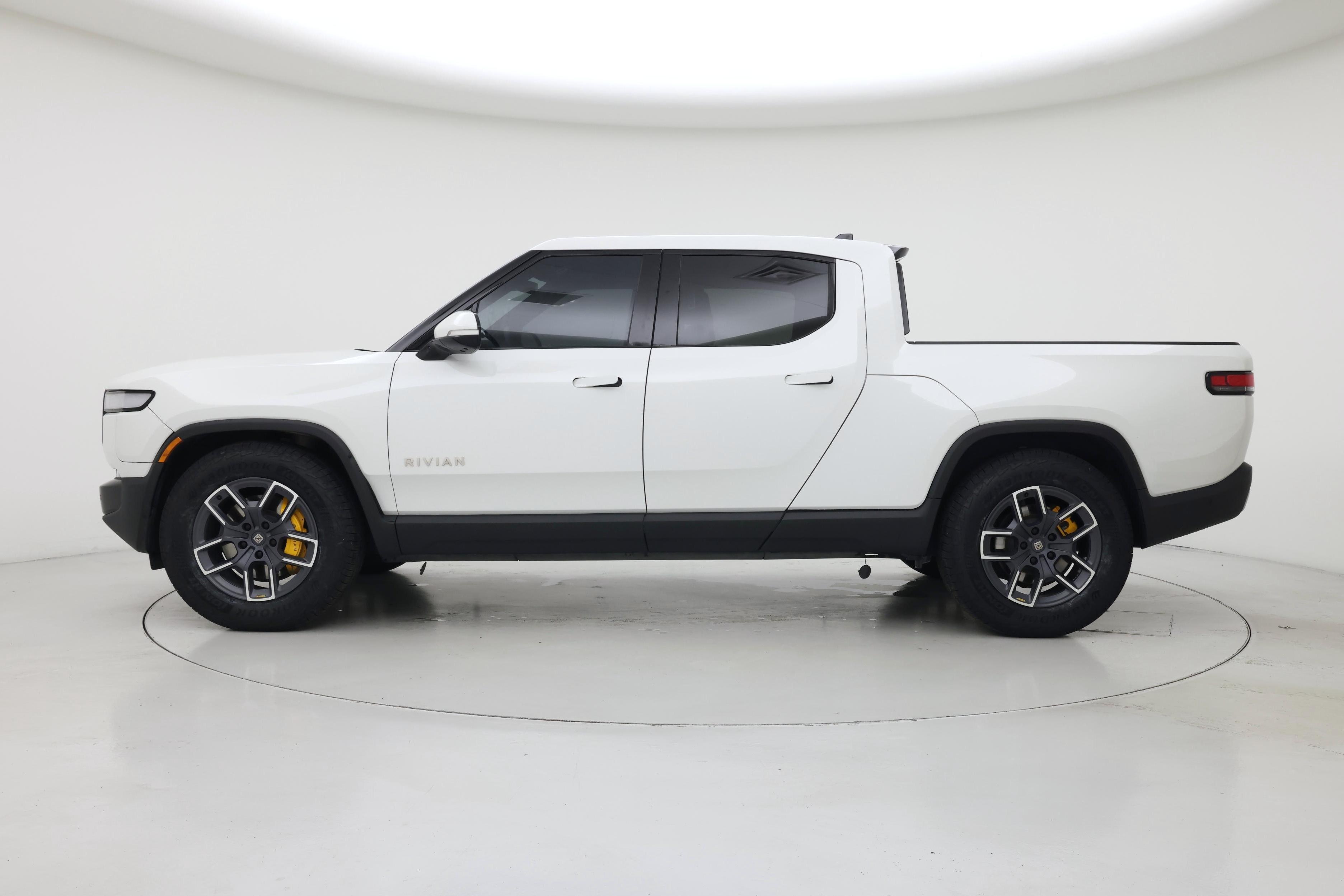 Thumbnail: 2023 Rivian R1T - 3