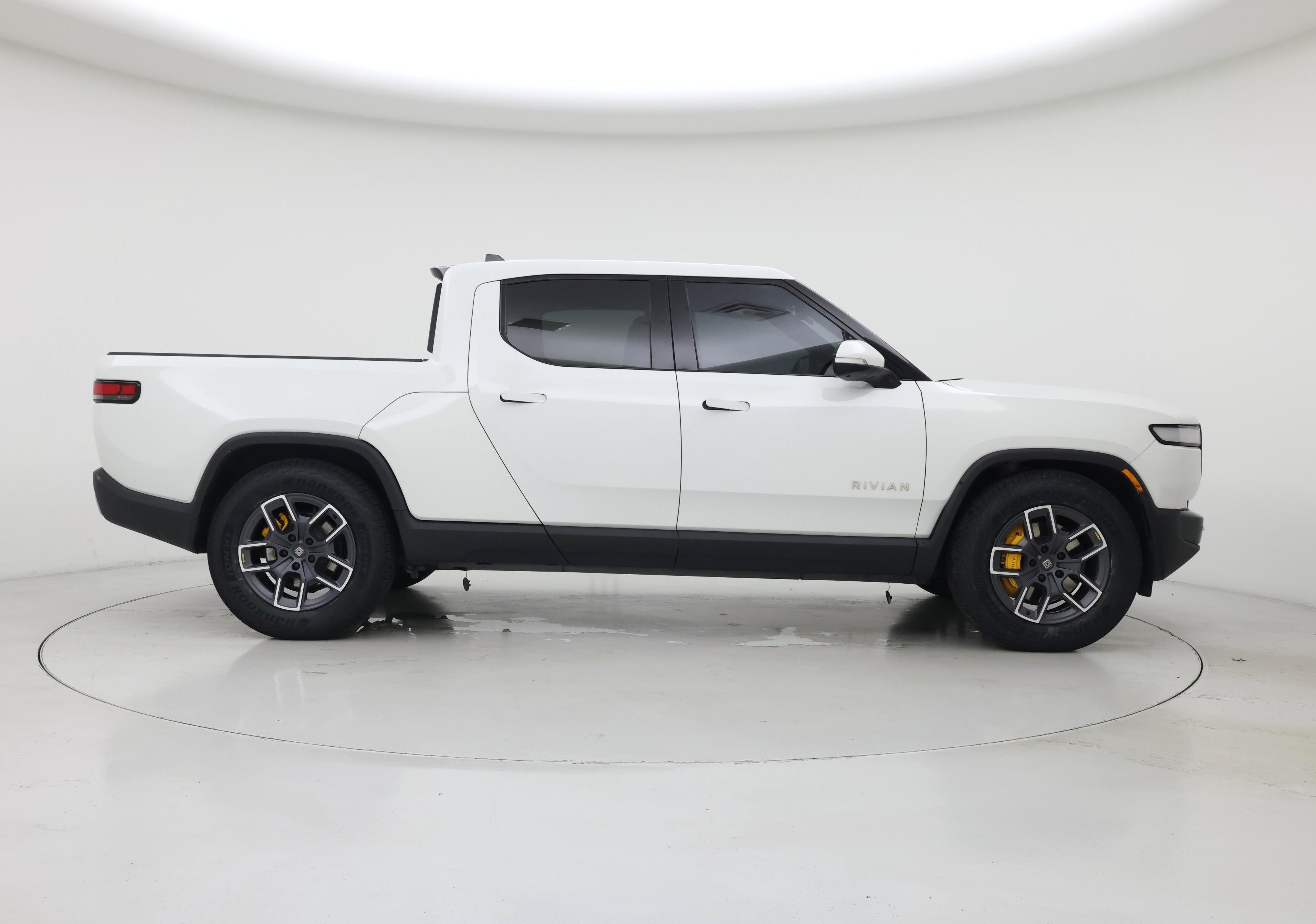 Thumbnail: 2023 Rivian R1T - 7