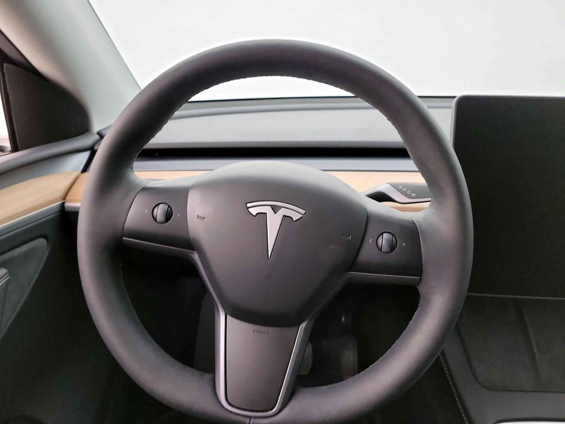 Thumbnail: 2024 Tesla Model Y - 10