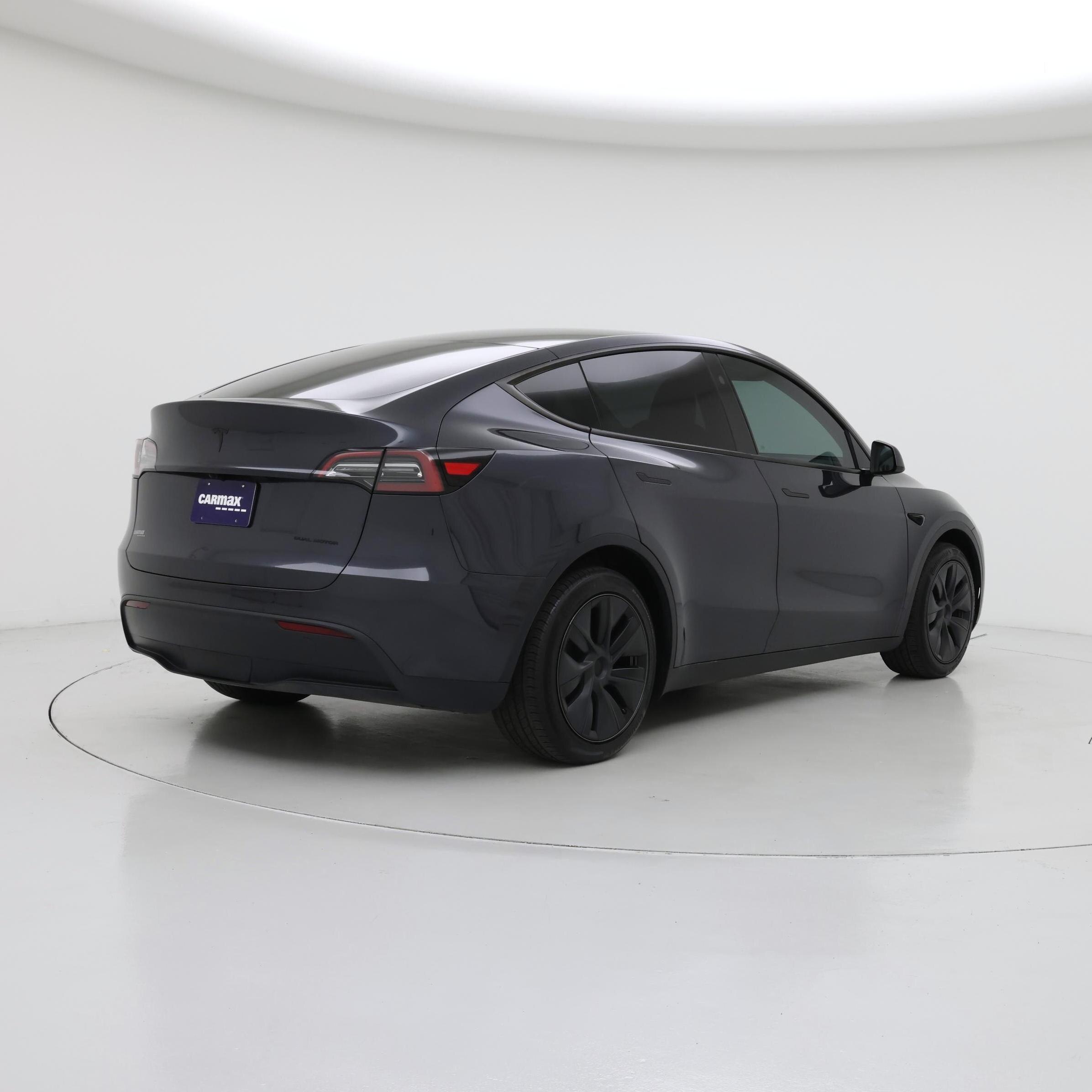 Thumbnail: 2024 Tesla Model Y - 8