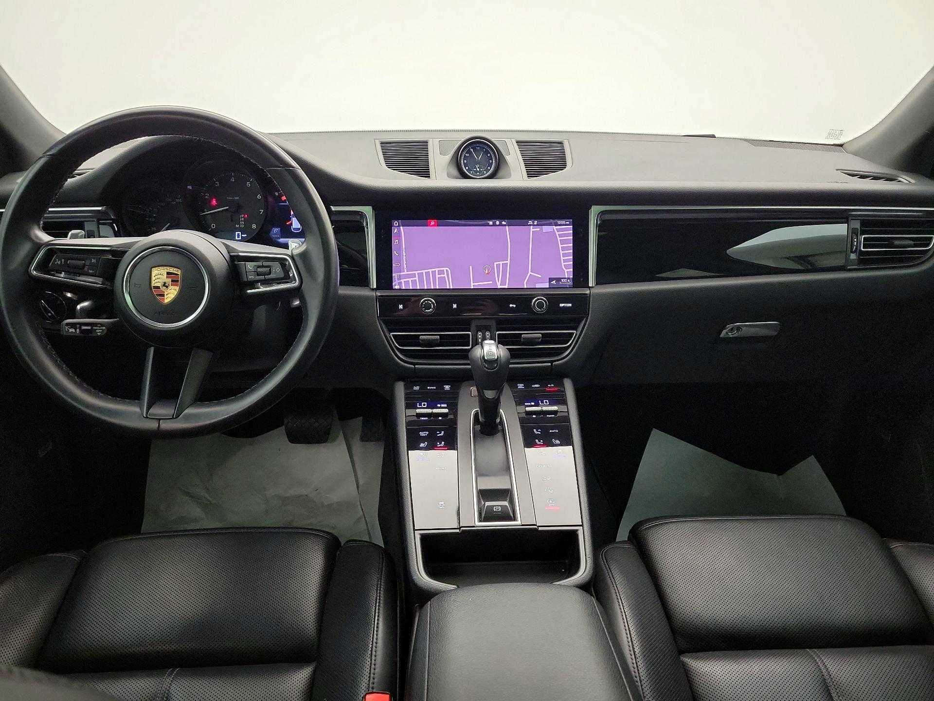 Thumbnail: 2022 Porsche Macan - 9
