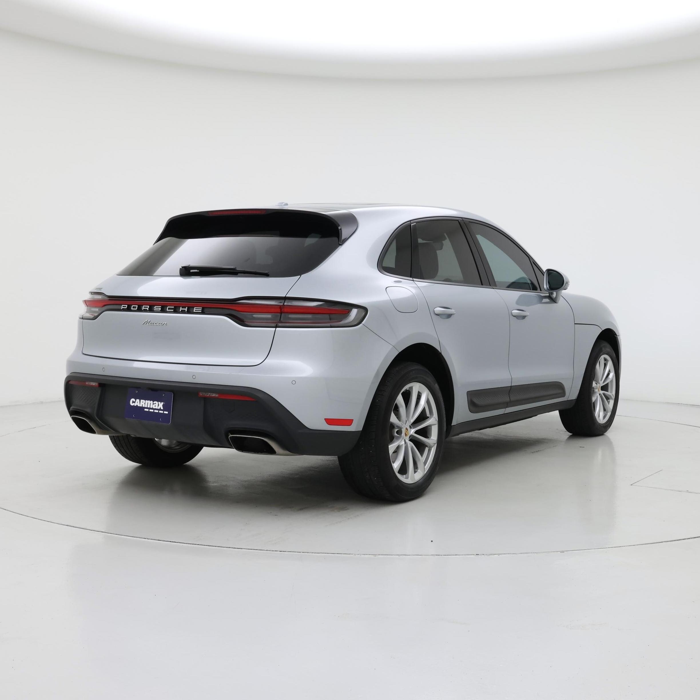 Thumbnail: 2022 Porsche Macan - 8