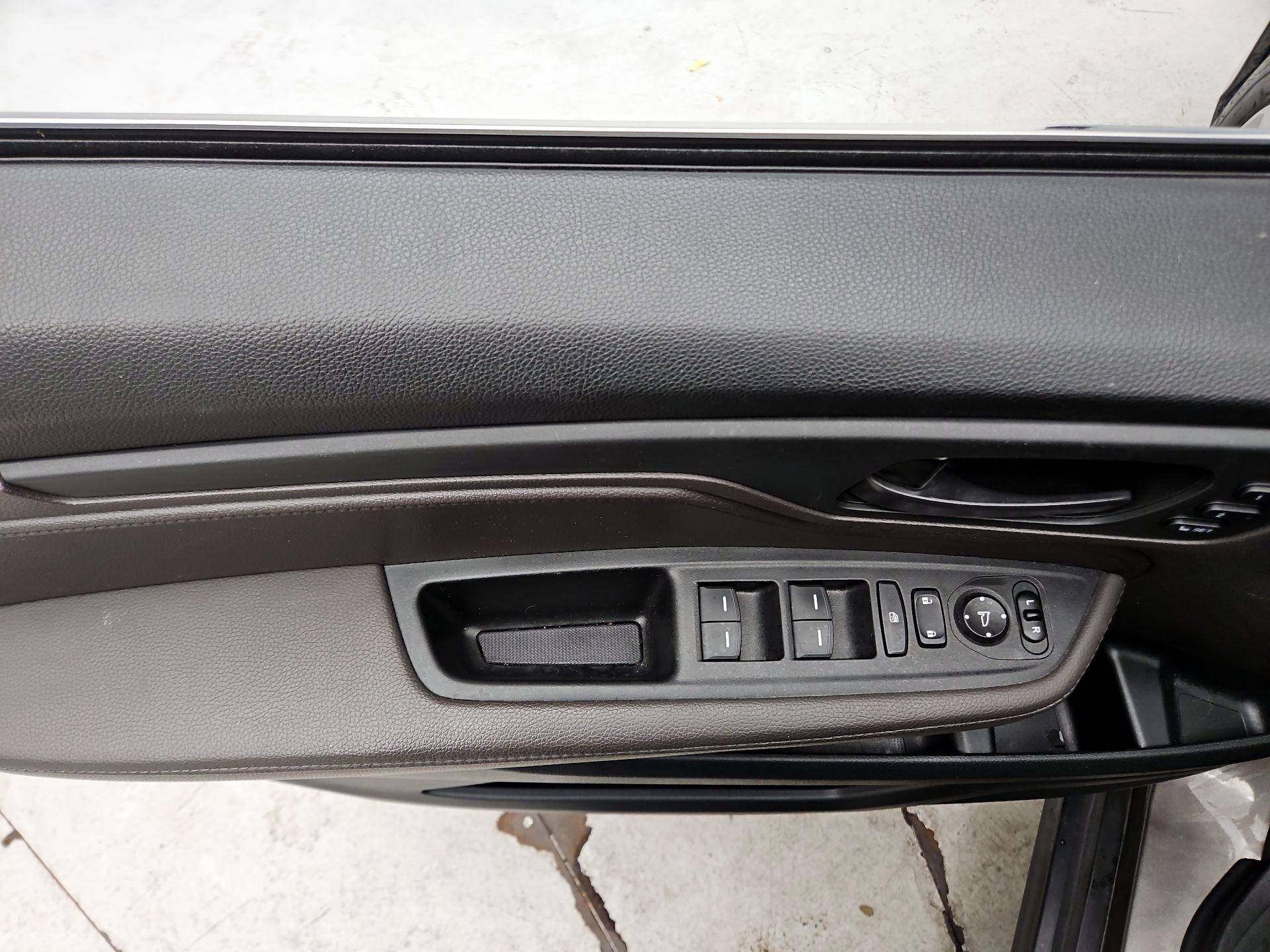 Thumbnail: 2019 Honda Odyssey - 12