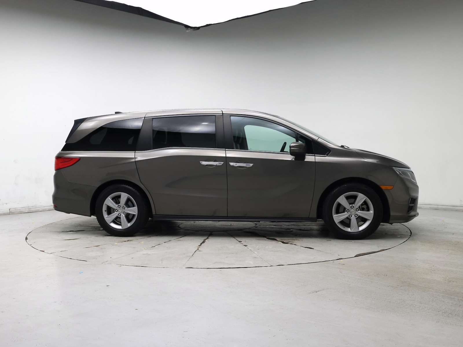 2019 Honda Odyssey EX-L - Photo 8