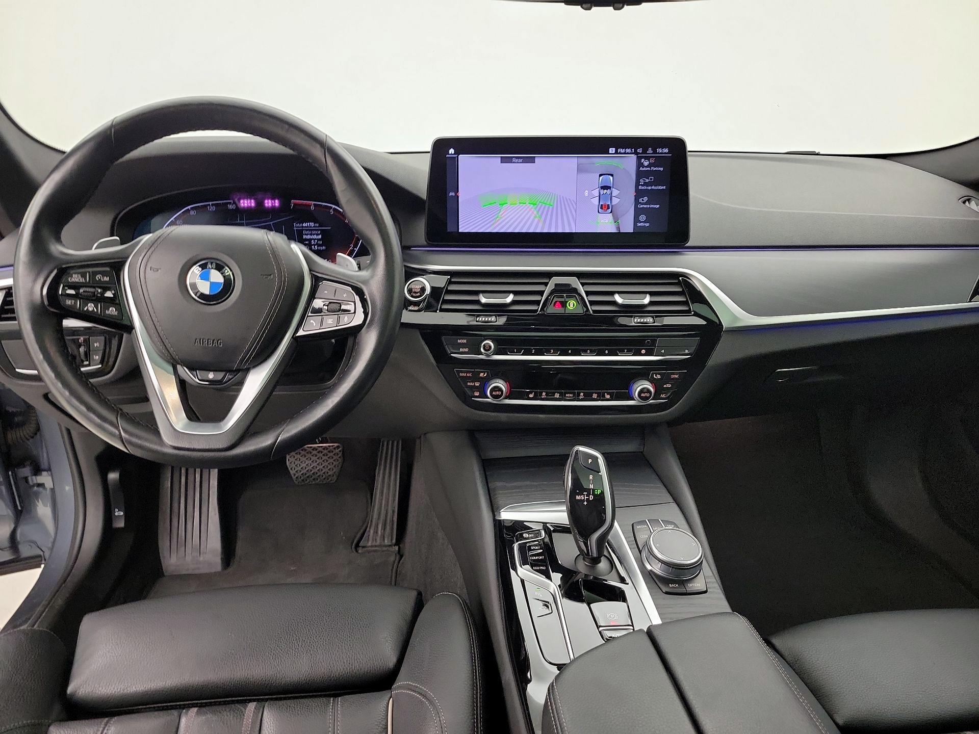 Thumbnail: 2021 BMW 5 Series - 9