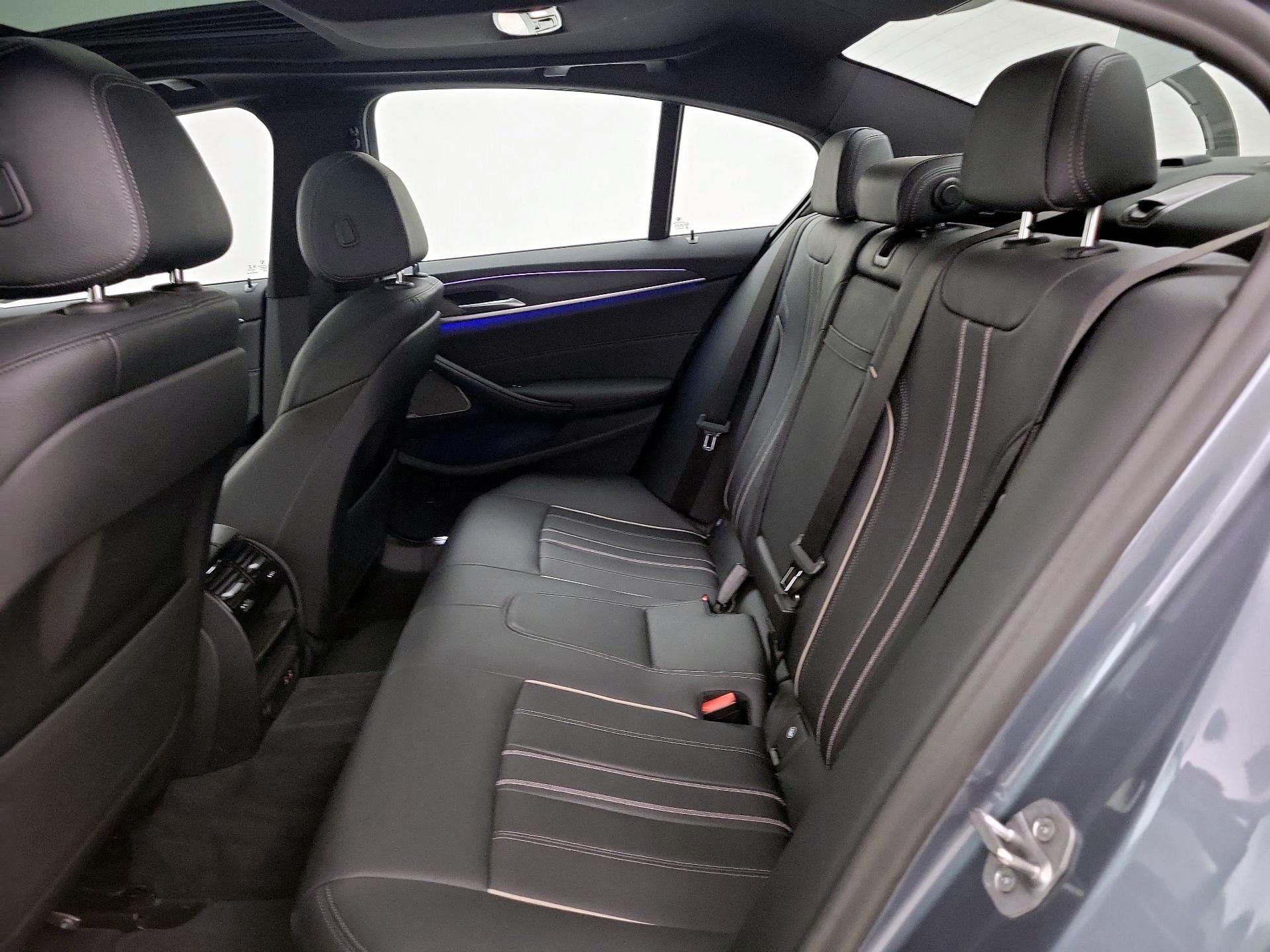 Thumbnail: 2021 BMW 5 Series - 19