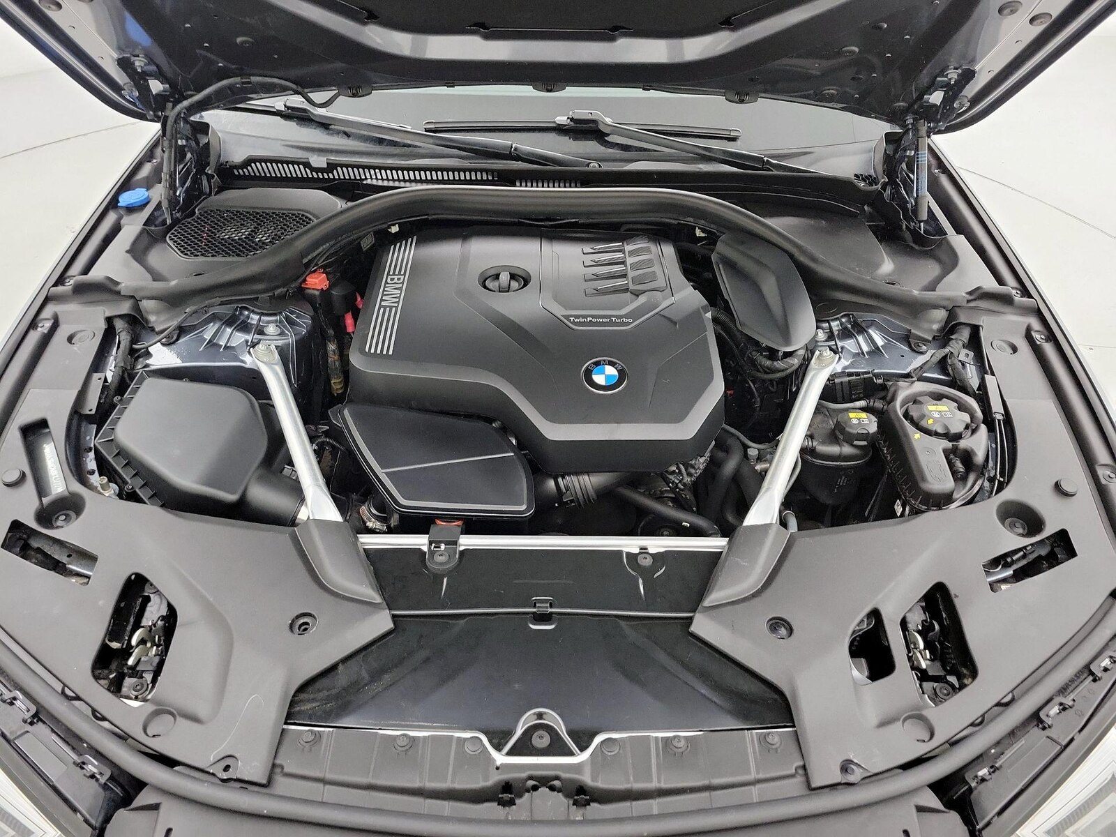 2021 BMW 5 Series 530i - Photo 22