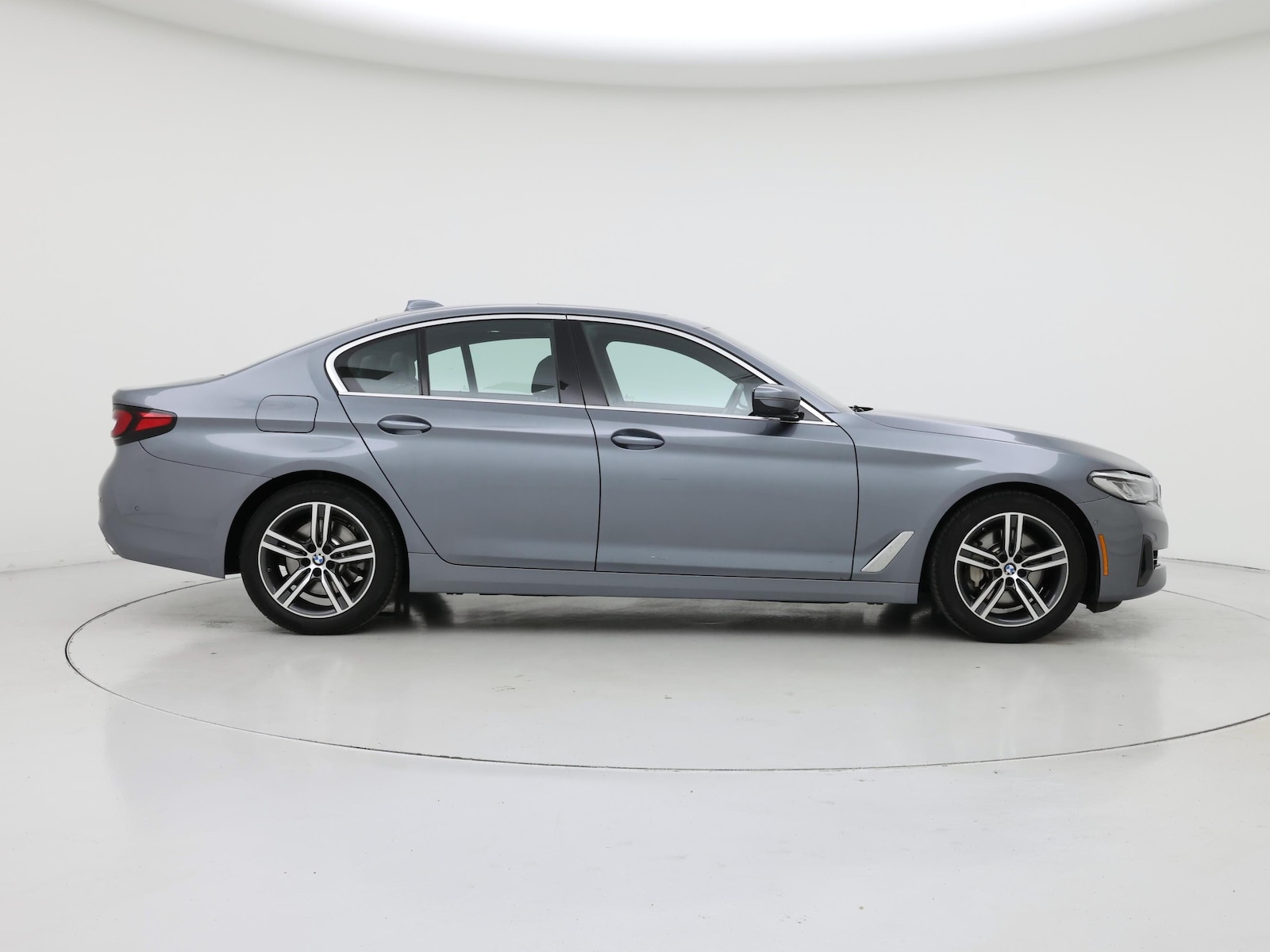 2021 BMW 5 Series 530i - Photo 8