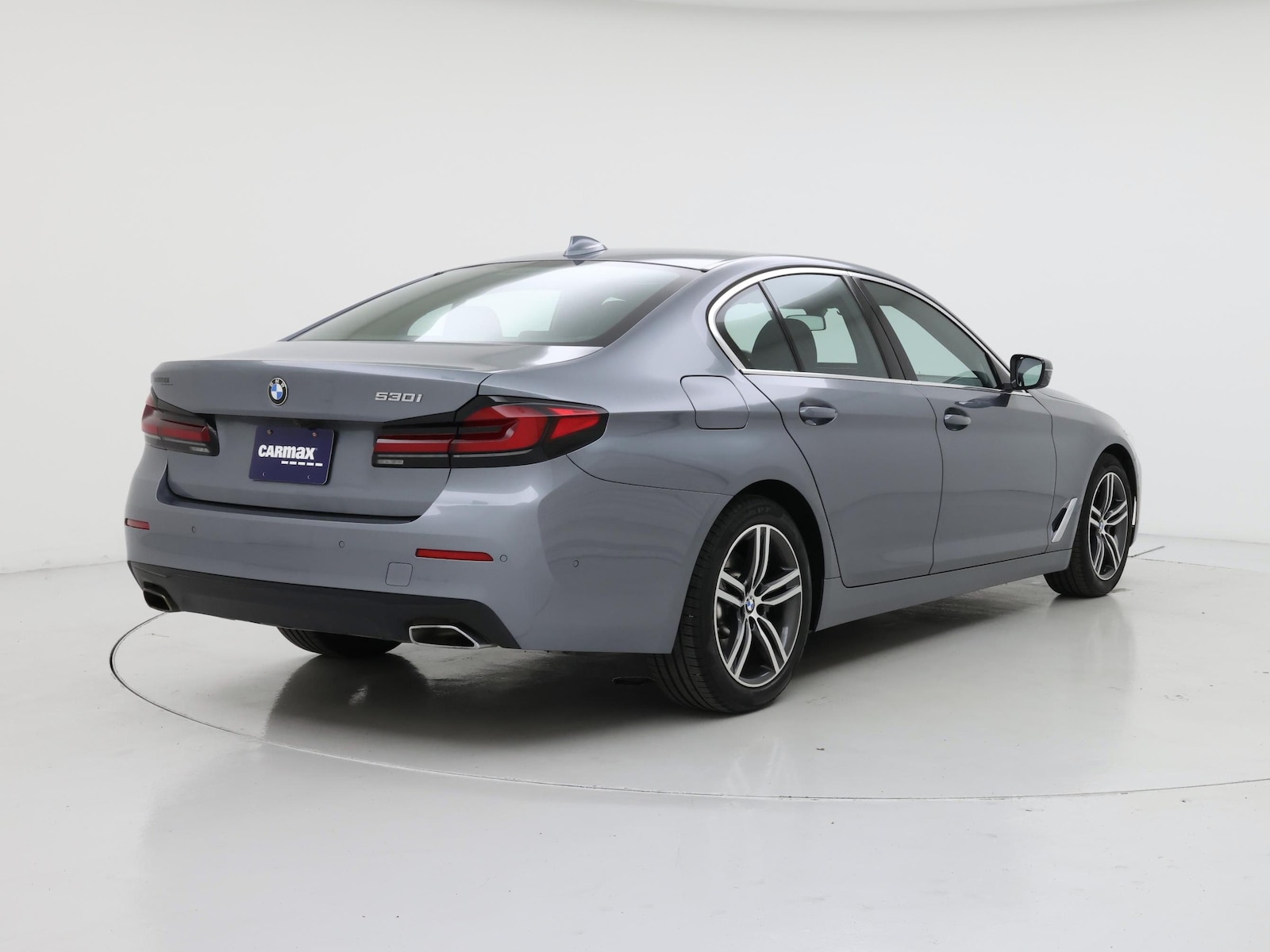 2021 BMW 5 Series 530i - Photo 9