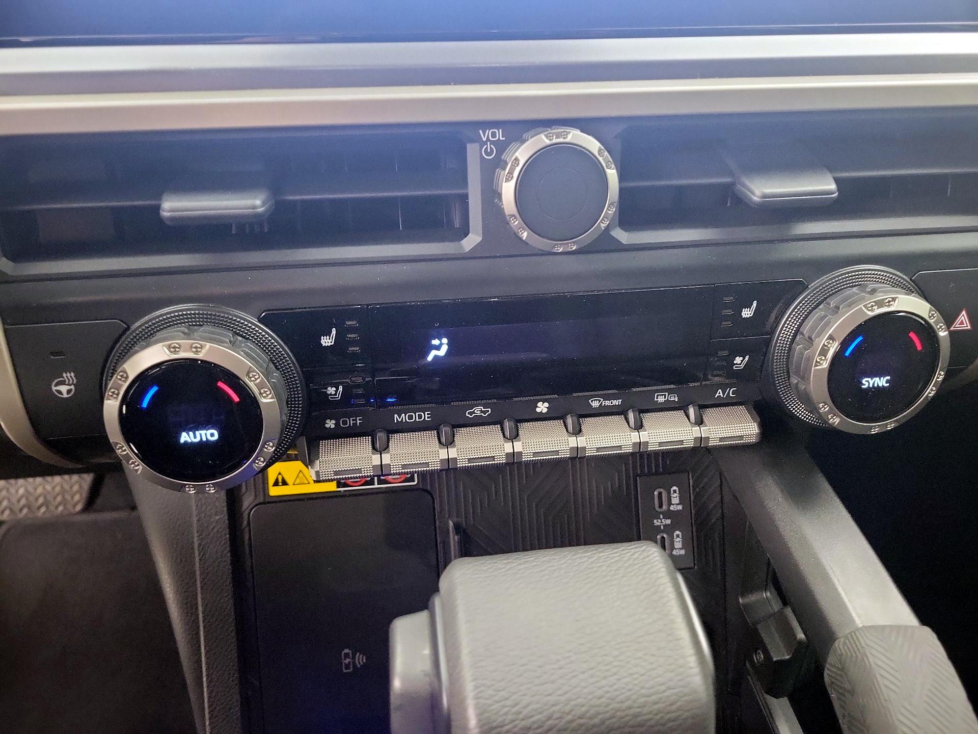 Thumbnail: 2024 Toyota Tacoma - 17