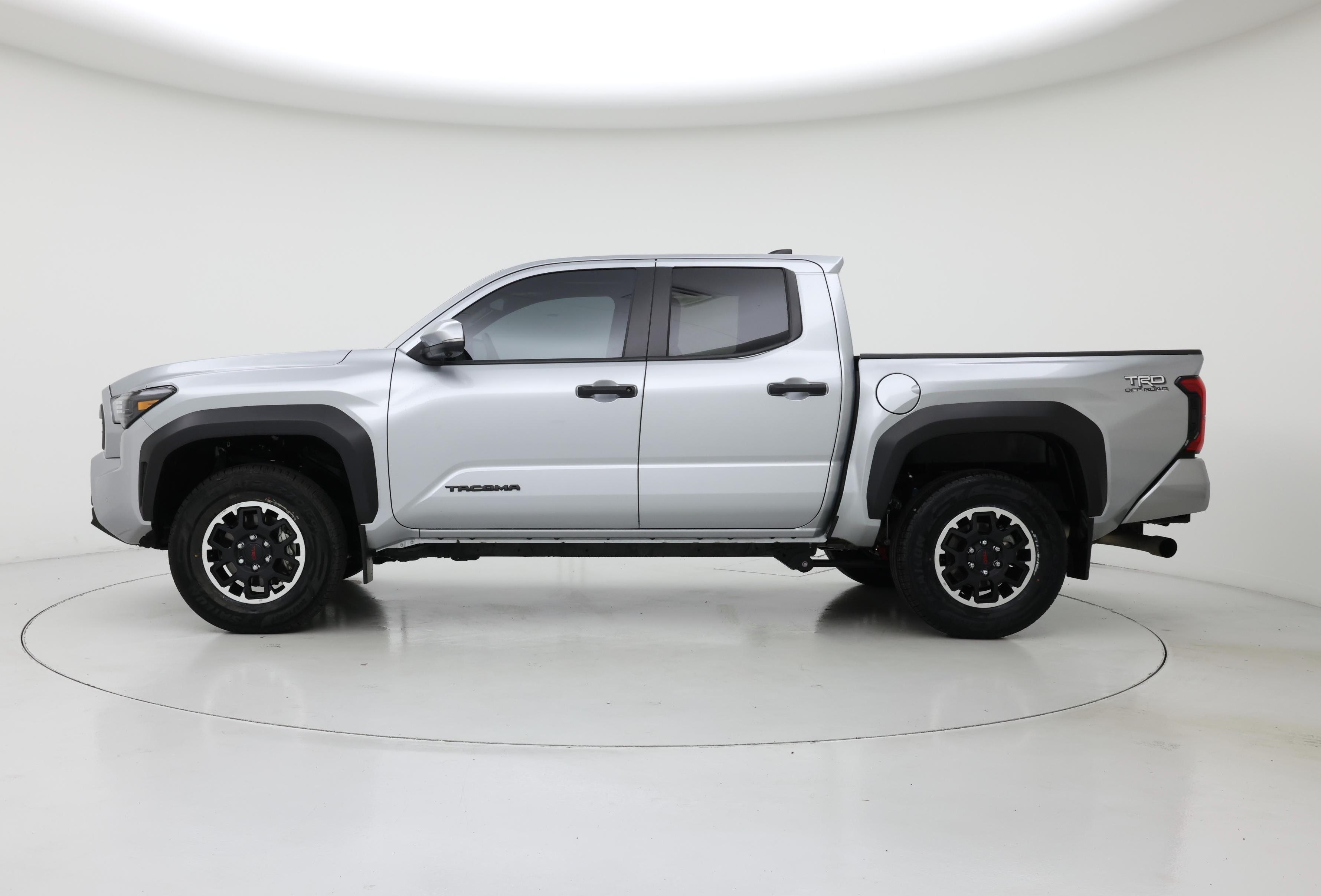 Thumbnail: 2024 Toyota Tacoma - 3