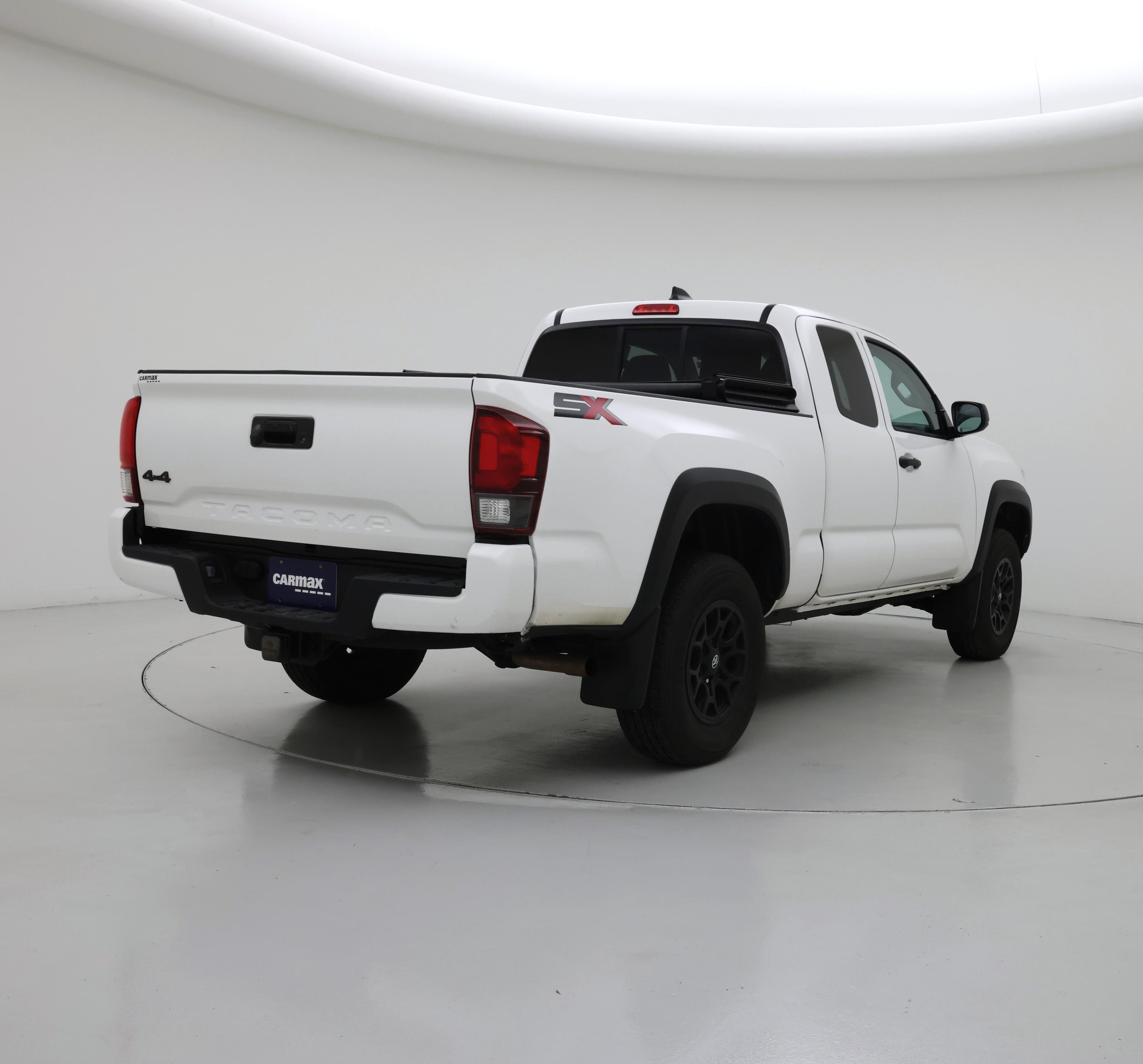 Thumbnail: 2022 Toyota Tacoma - 8